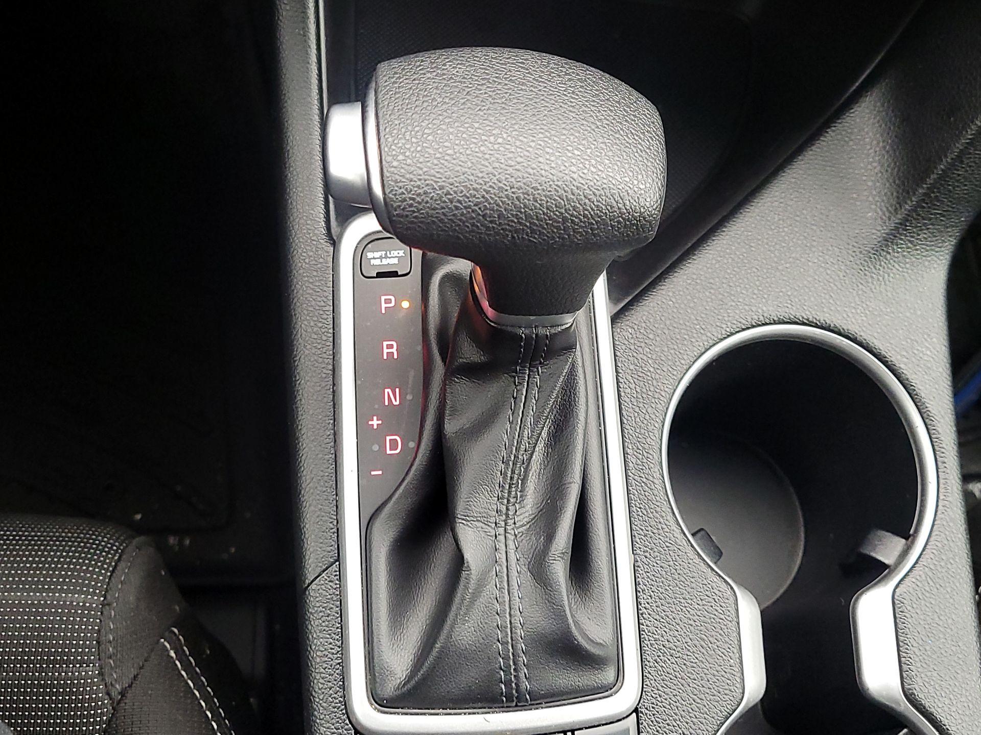 Thumbnail: 2017 Kia Sportage - 17