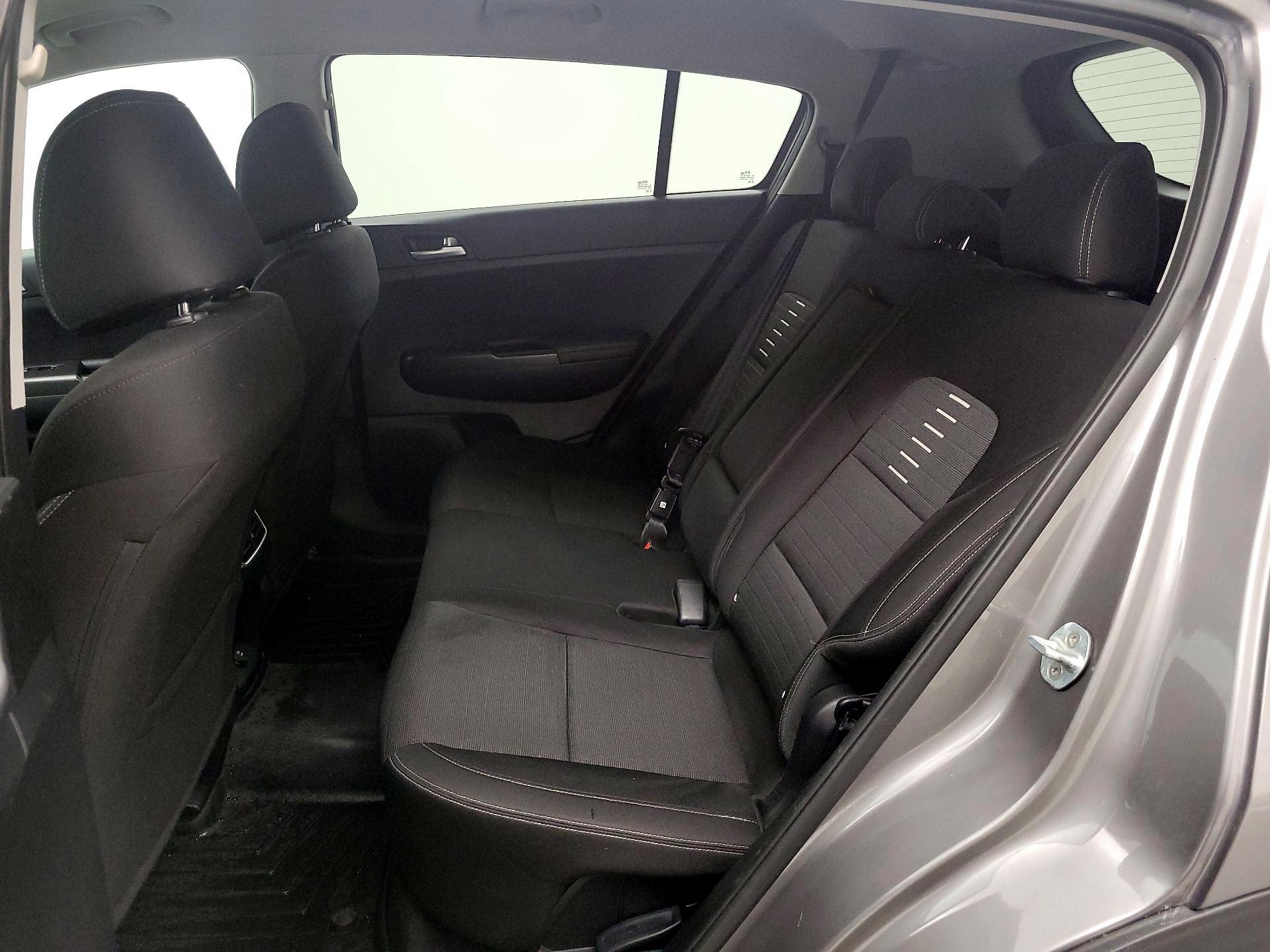 Thumbnail: 2017 Kia Sportage - 19