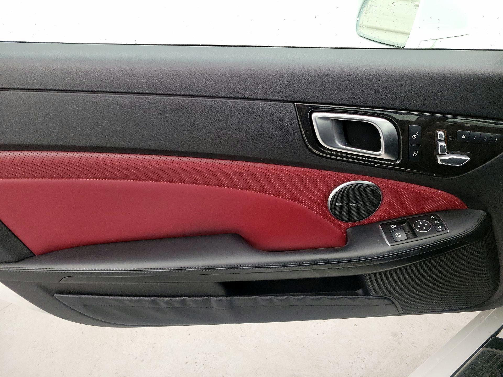 Thumbnail: 2017 Mercedes-Benz SLC - 12