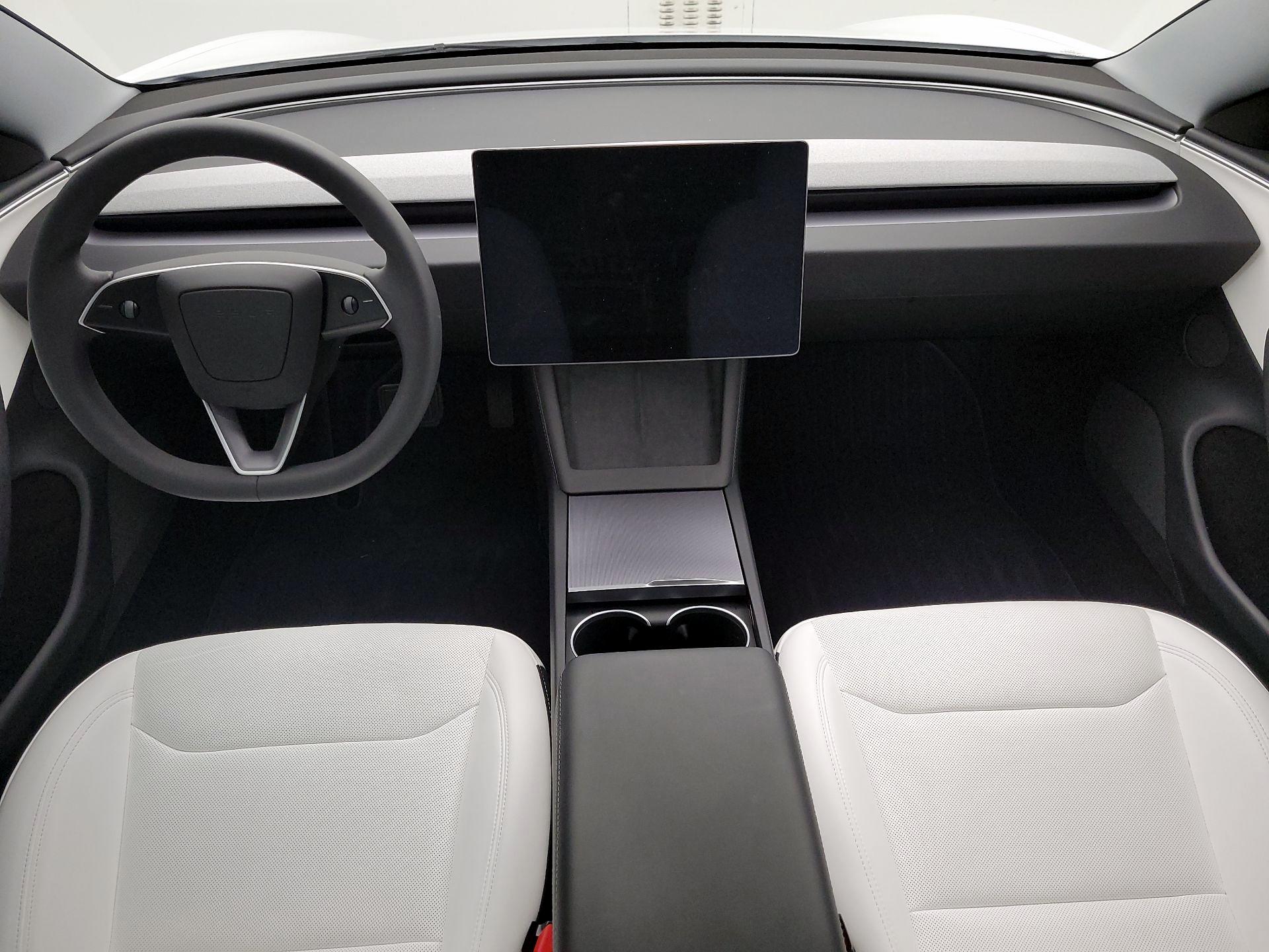 Thumbnail: 2025 Tesla Model 3 - 9