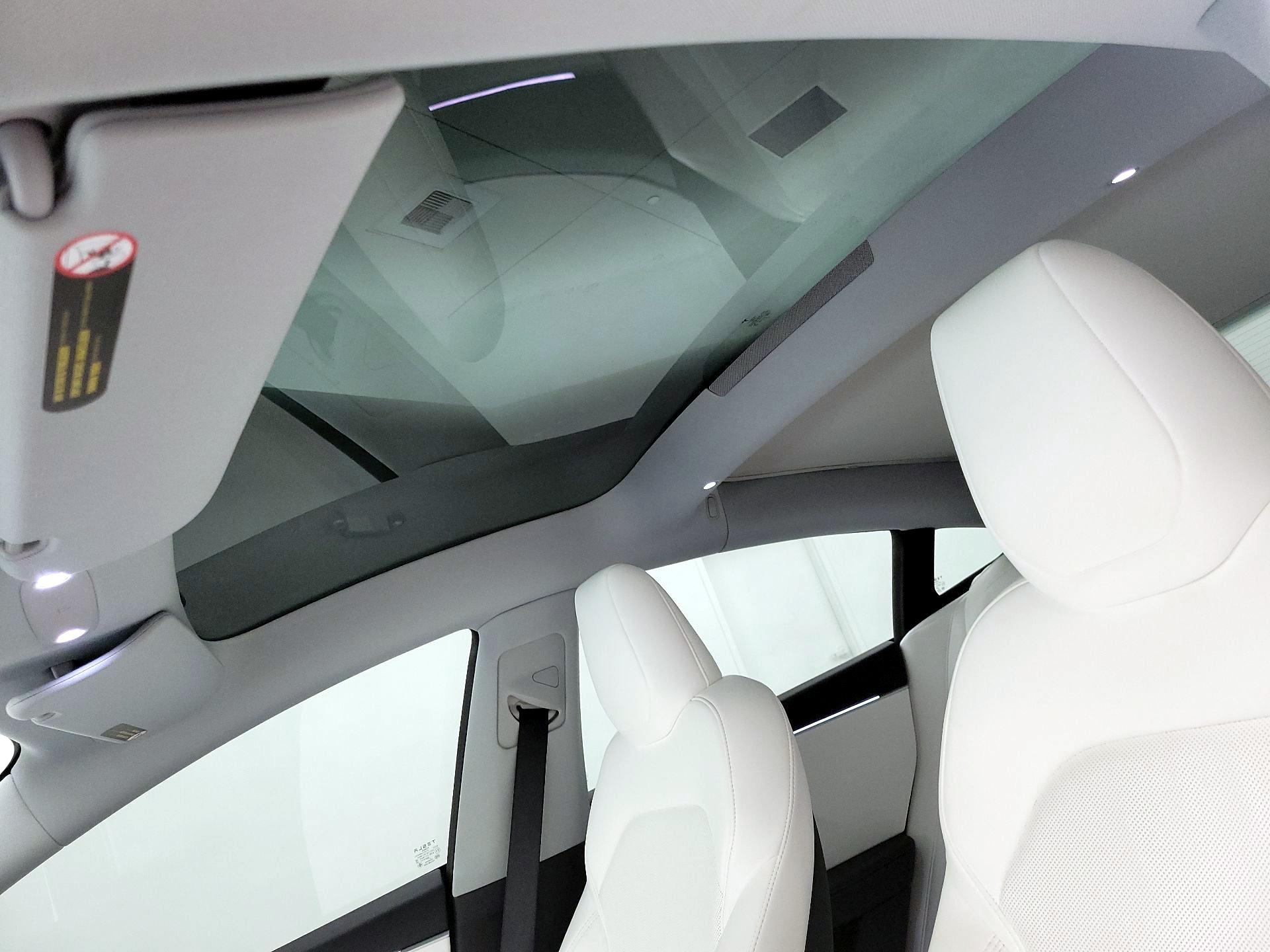 Thumbnail: 2025 Tesla Model 3 - 19