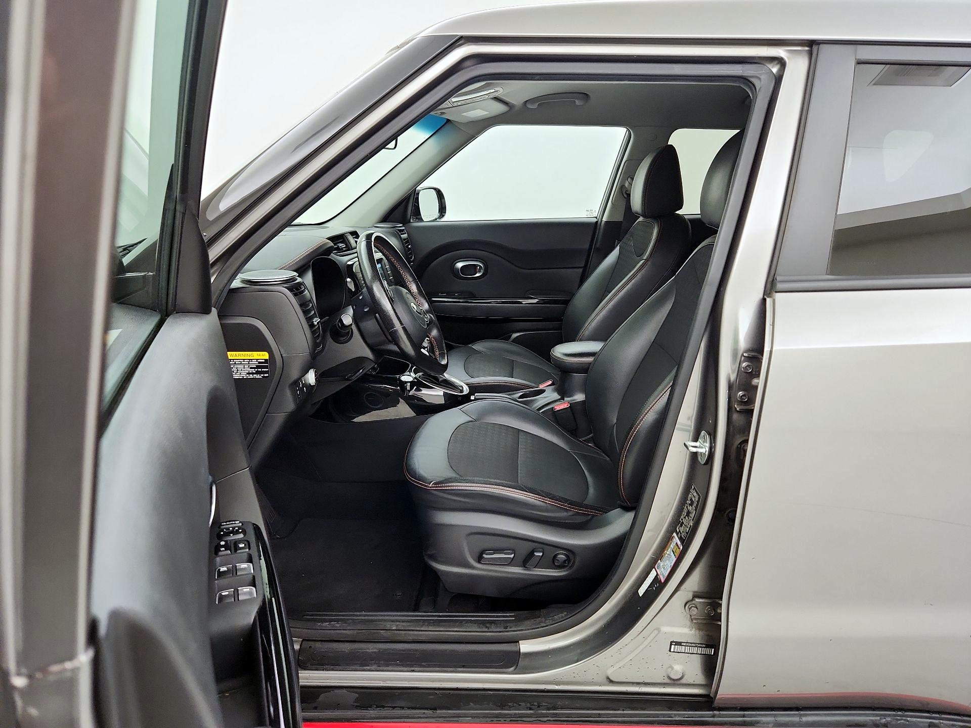 Thumbnail: 2018 Kia Soul - 11