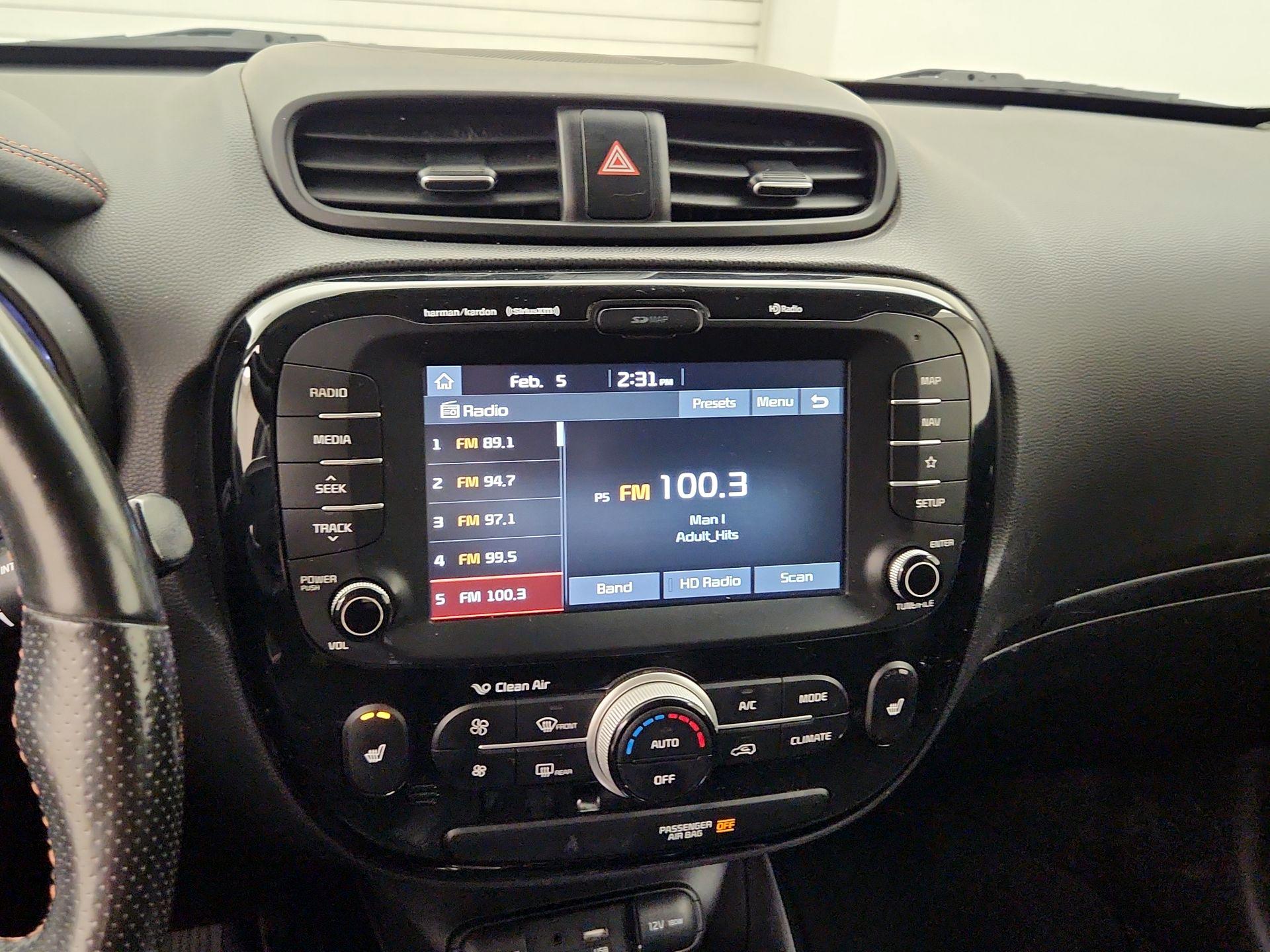 Thumbnail: 2018 Kia Soul - 16