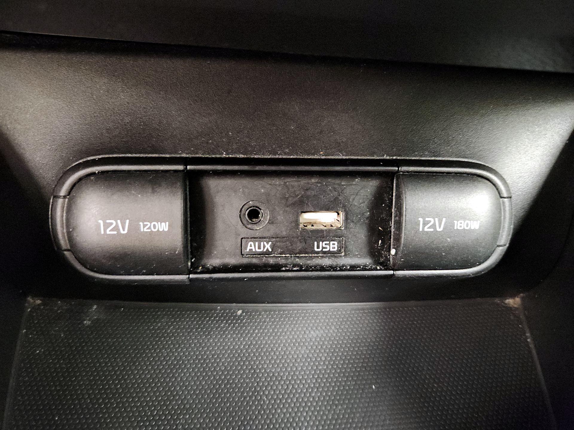 Thumbnail: 2018 Kia Soul - 19