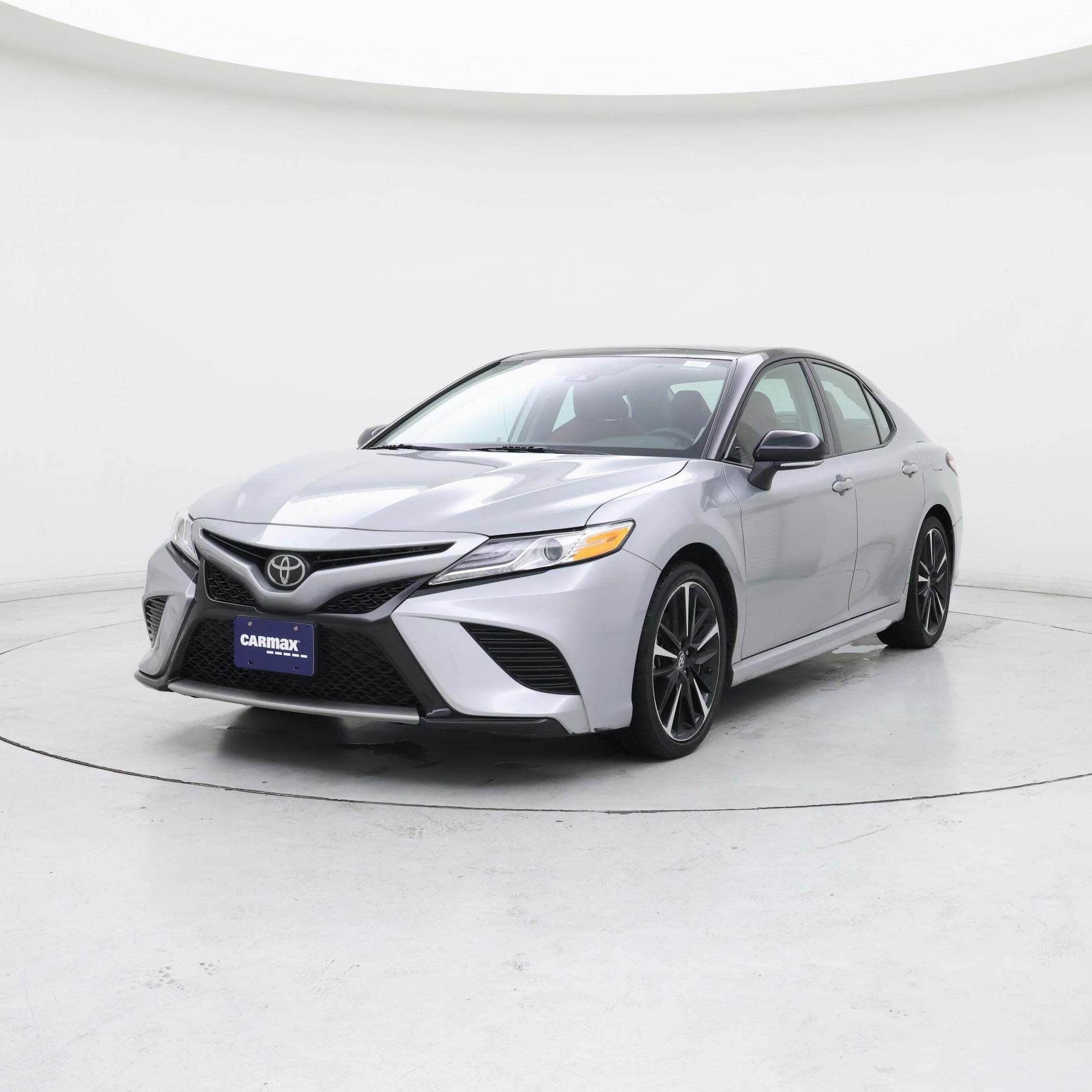 Thumbnail: 2020 Toyota Camry - 4
