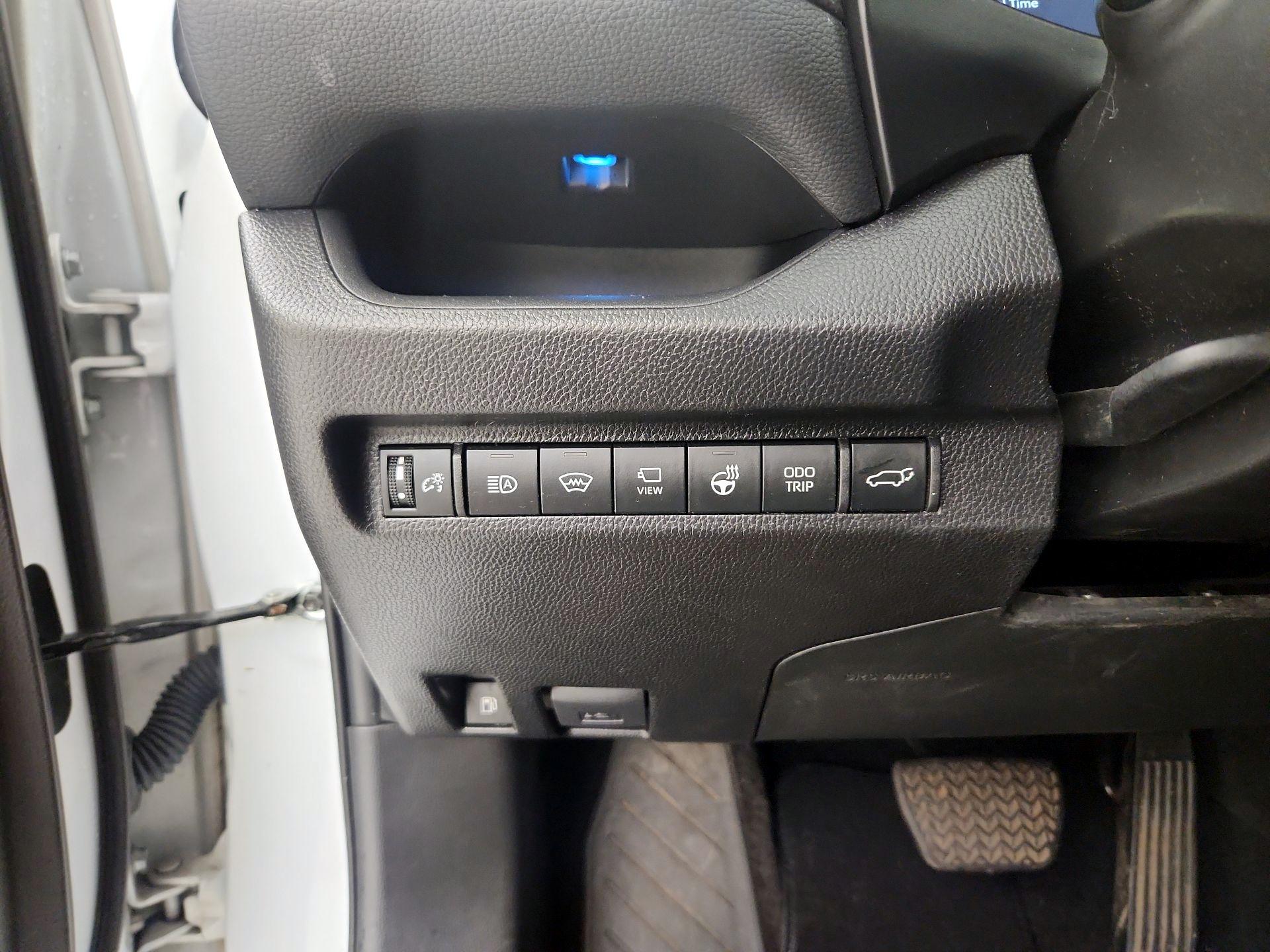 Thumbnail: 2024 Toyota RAV4 - 13