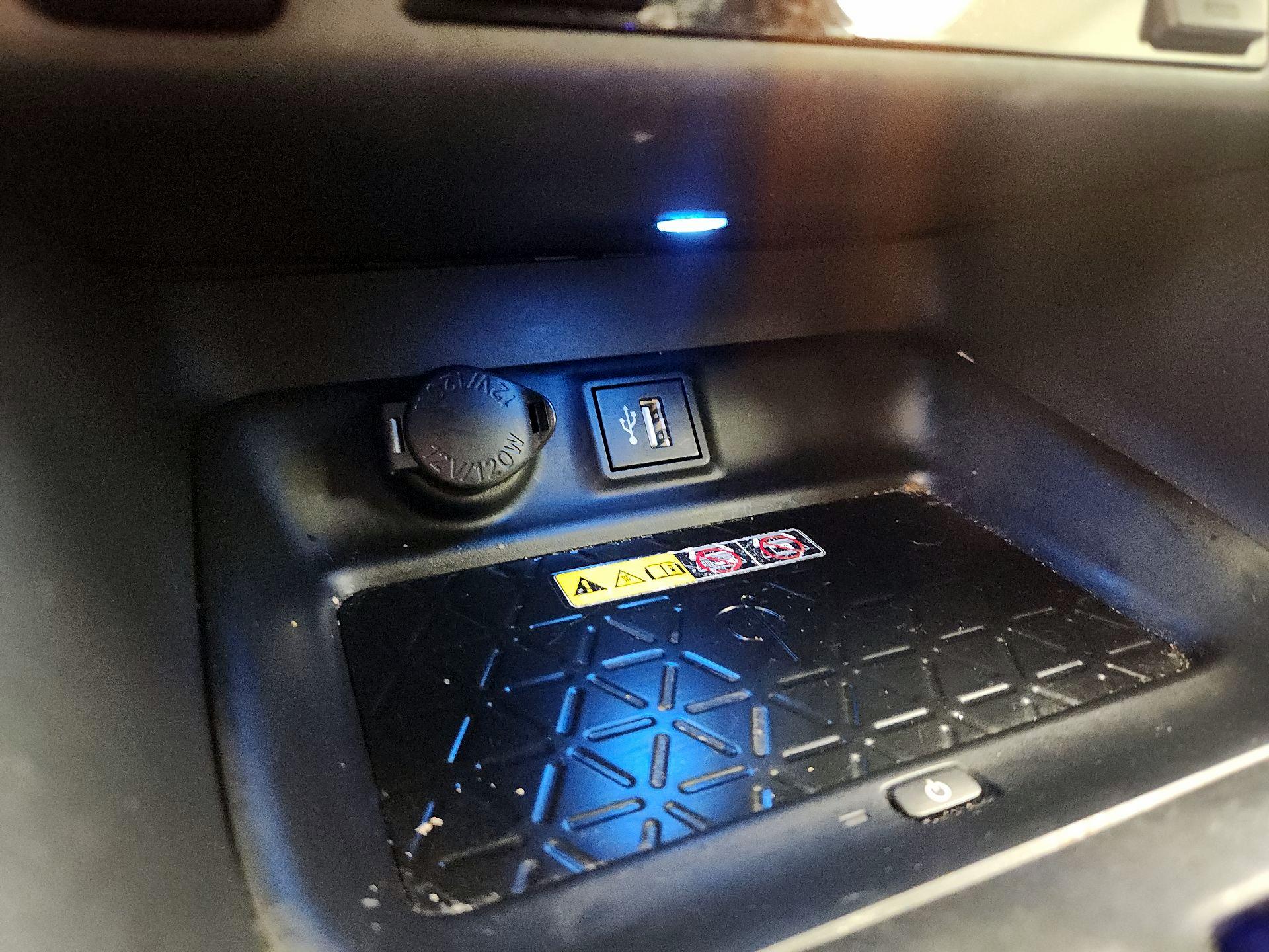 Thumbnail: 2024 Toyota RAV4 - 18