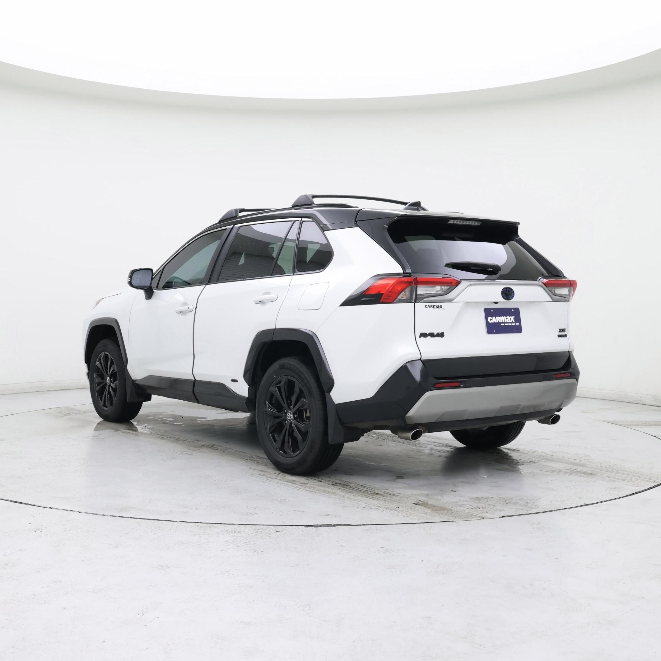 Thumbnail: 2024 Toyota RAV4 - 2