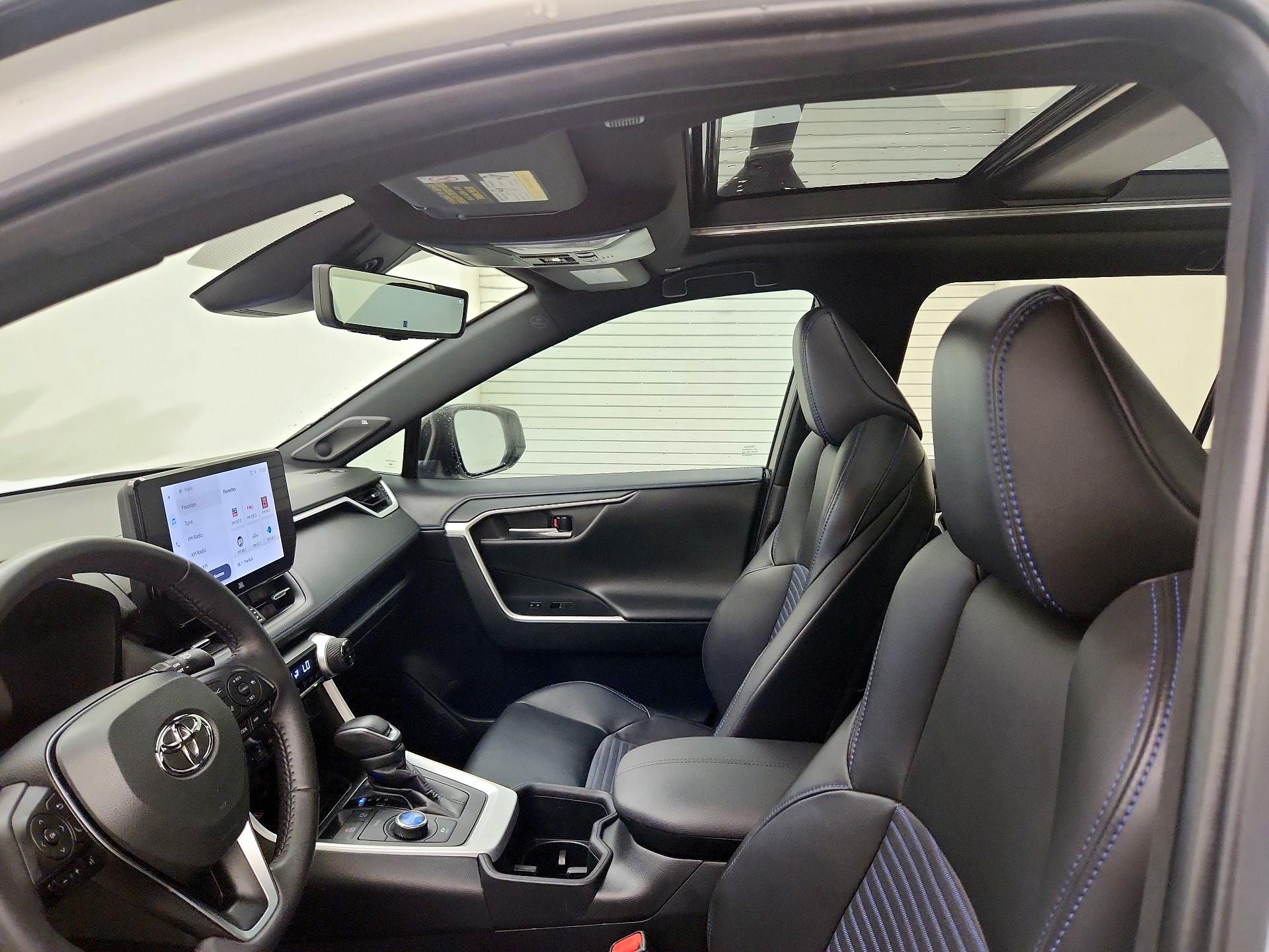 Thumbnail: 2024 Toyota RAV4 - 19