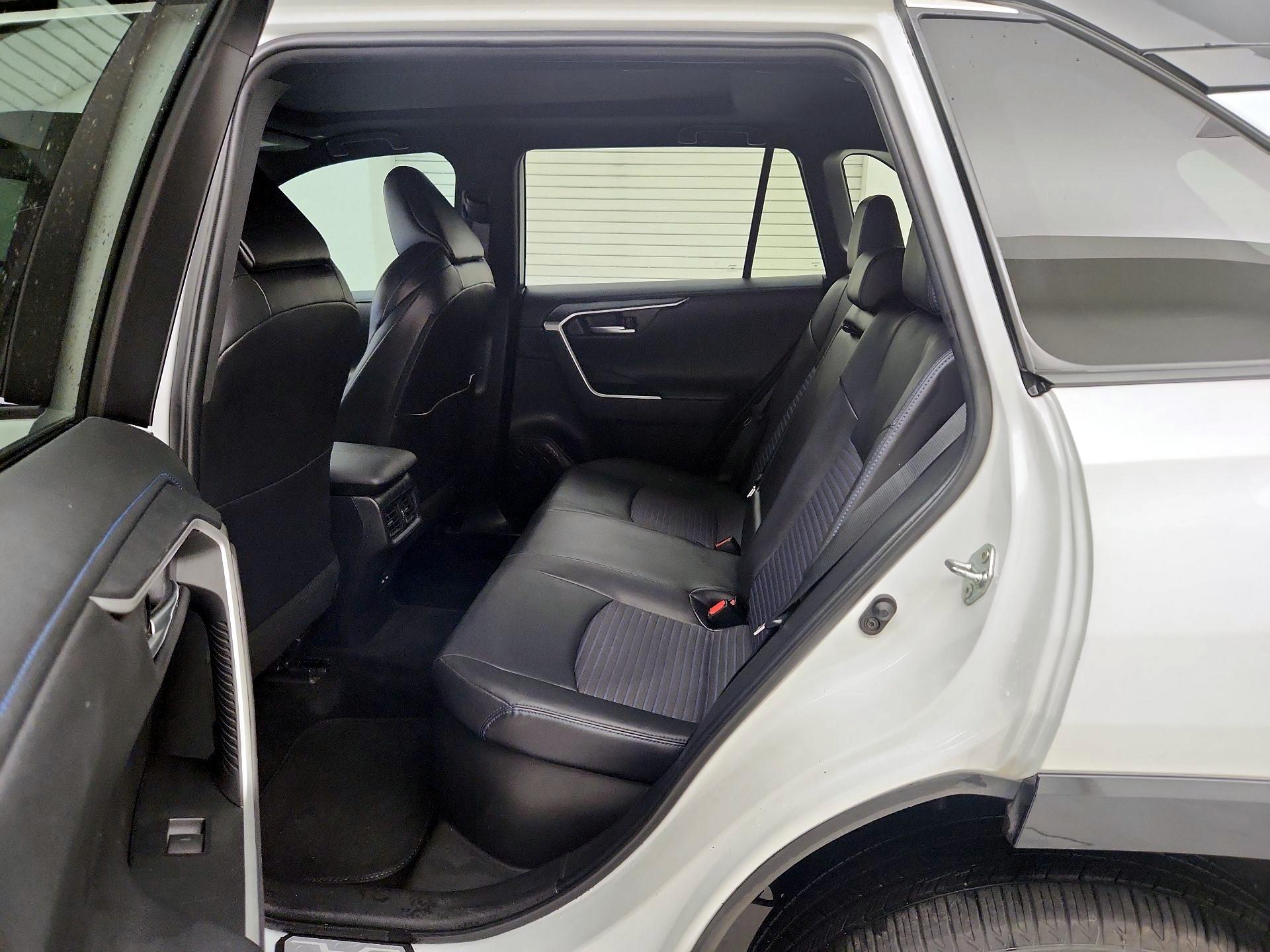 Thumbnail: 2024 Toyota RAV4 - 20