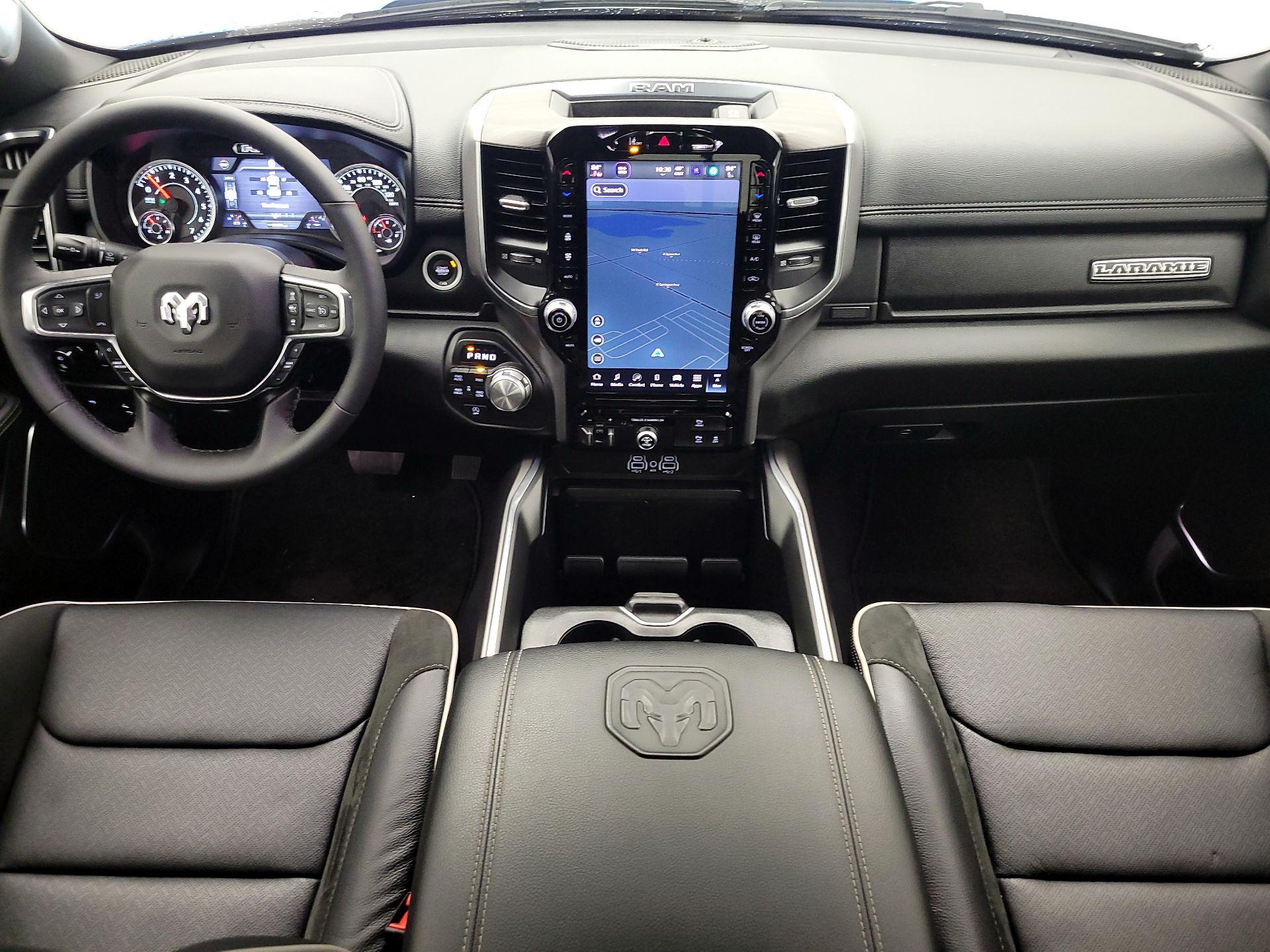 Thumbnail: 2025 RAM 1500 - 9