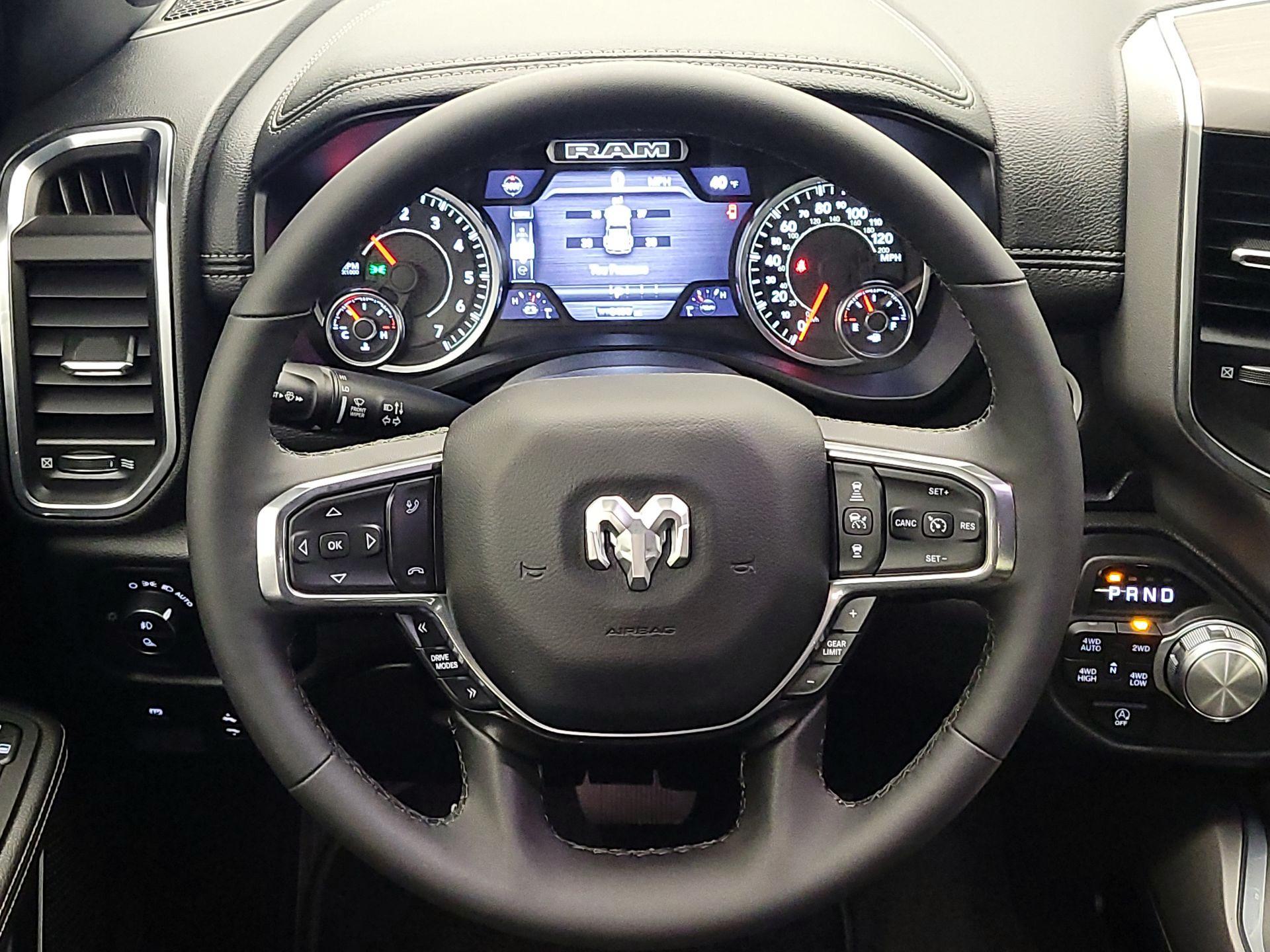 Thumbnail: 2025 RAM 1500 - 10