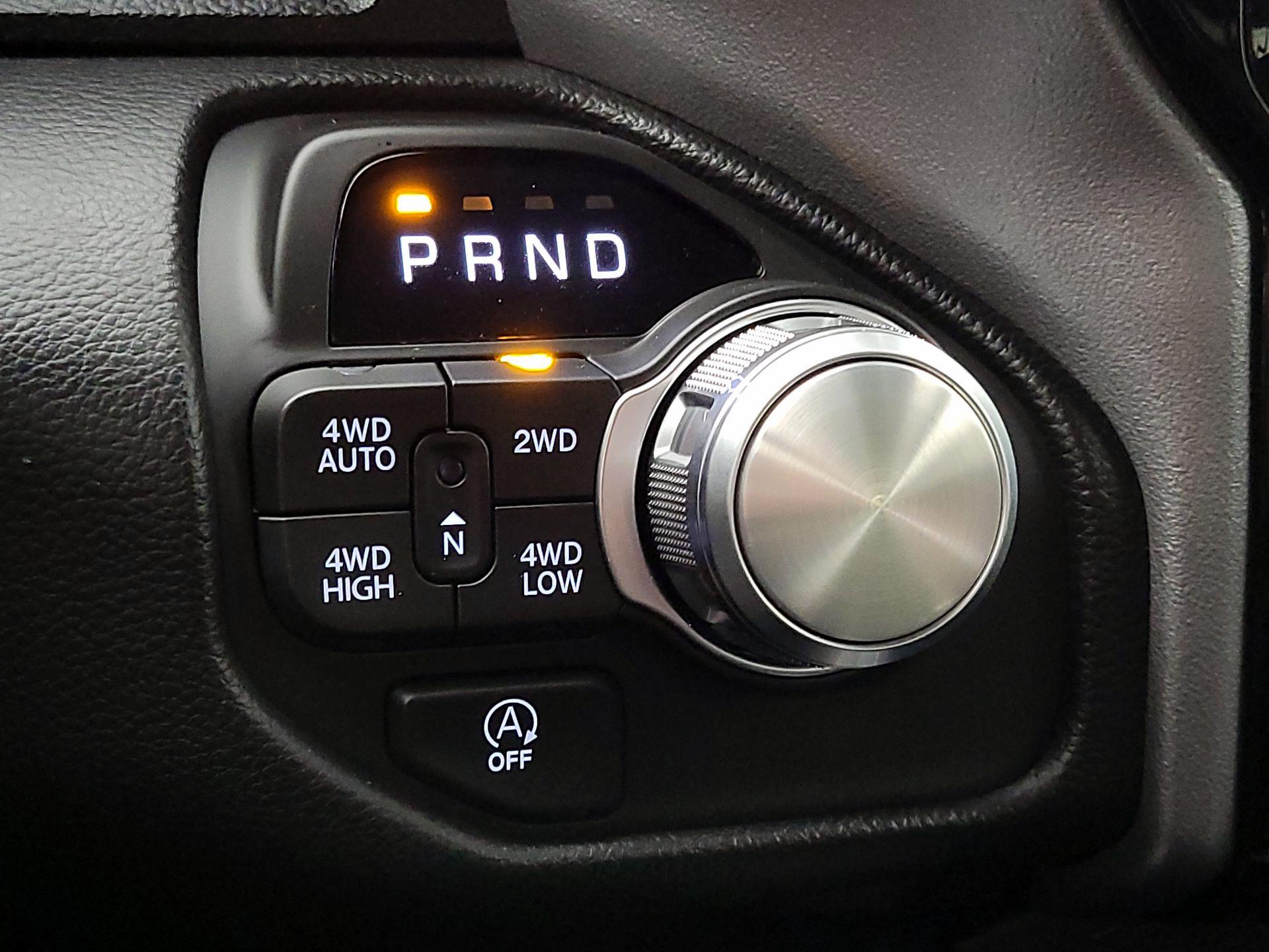 Thumbnail: 2025 RAM 1500 - 18