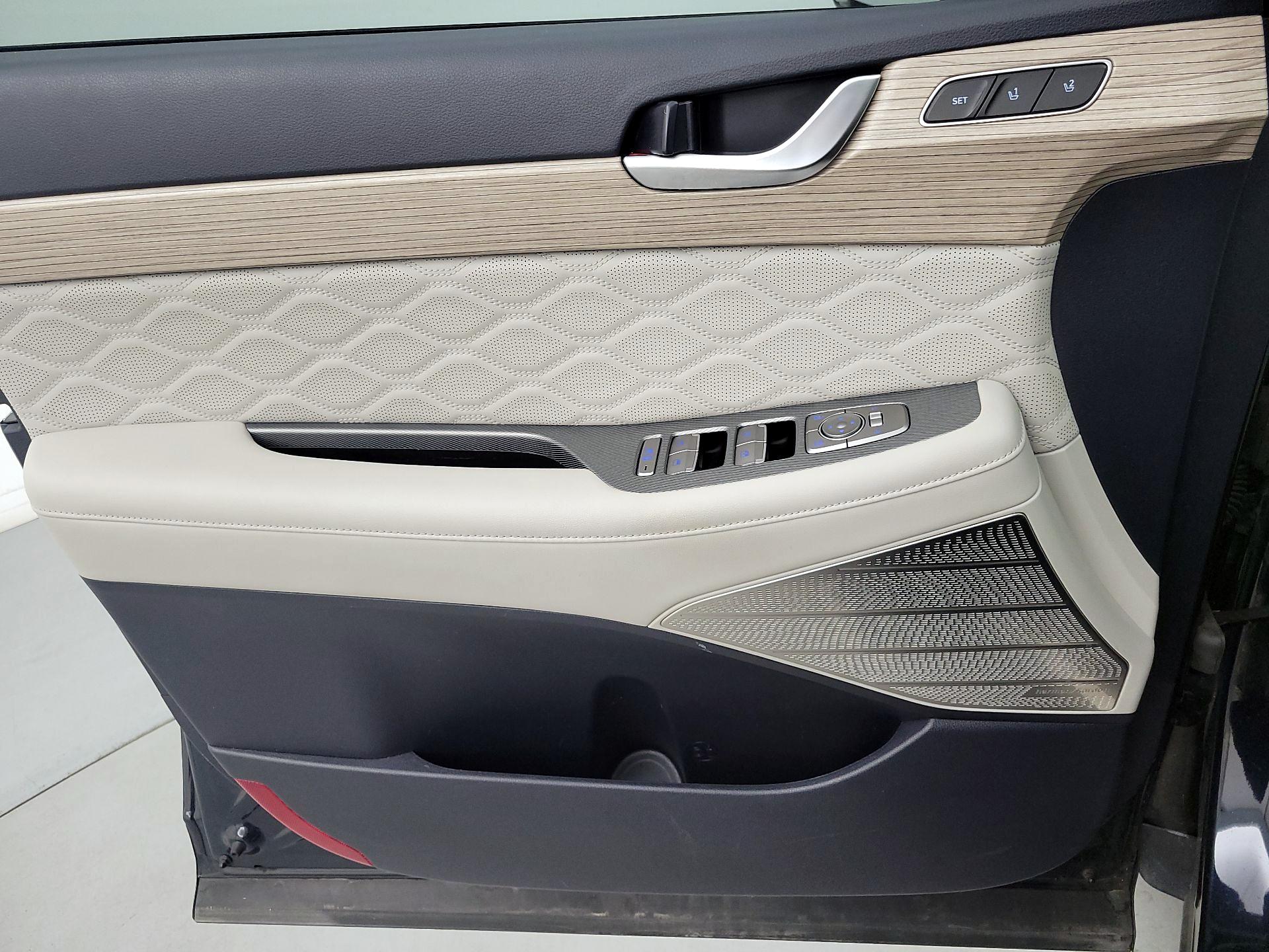 Thumbnail: 2021 Hyundai Palisade - 12