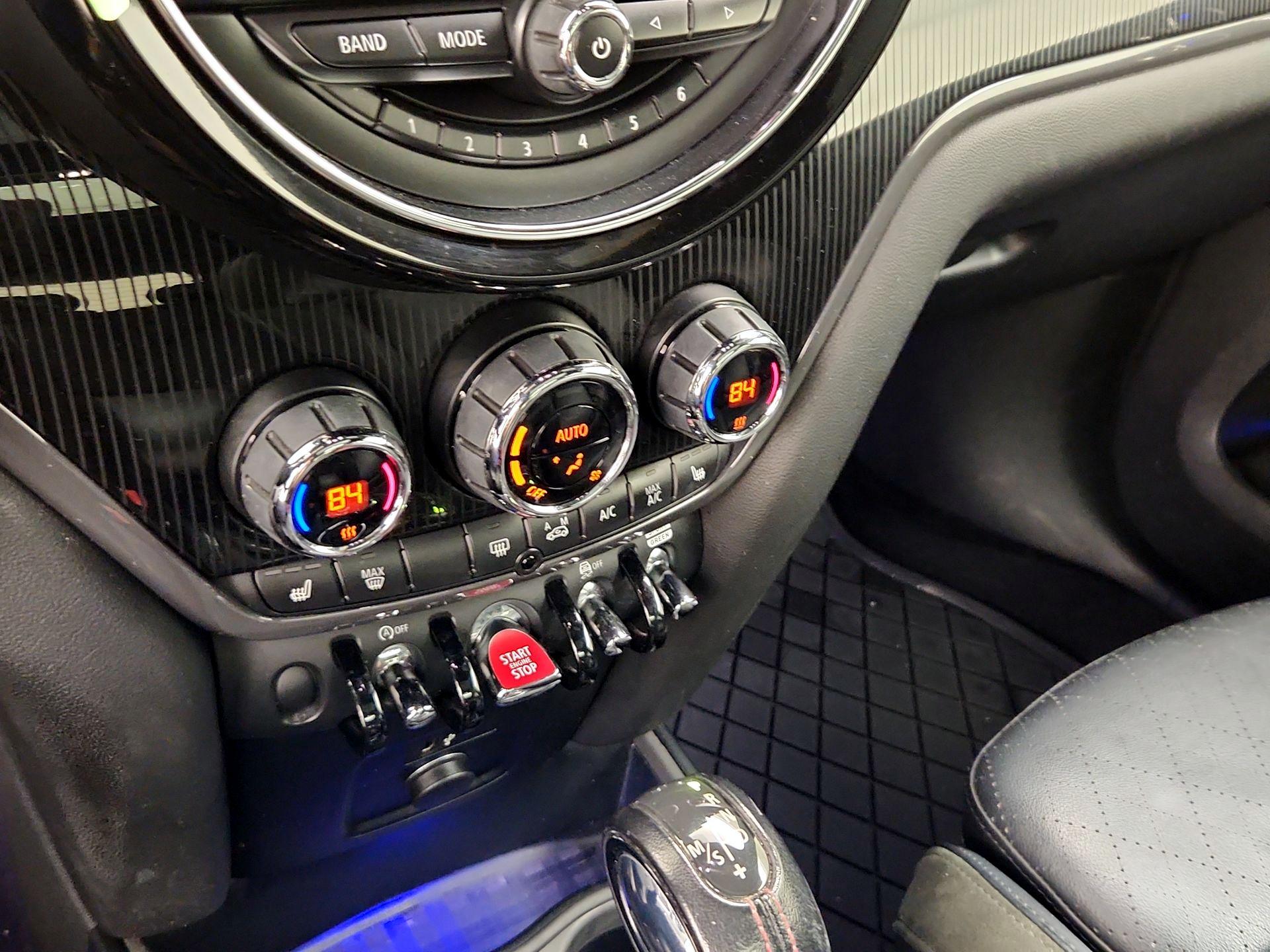 Thumbnail: 2019 MINI Cooper Countryman - 17