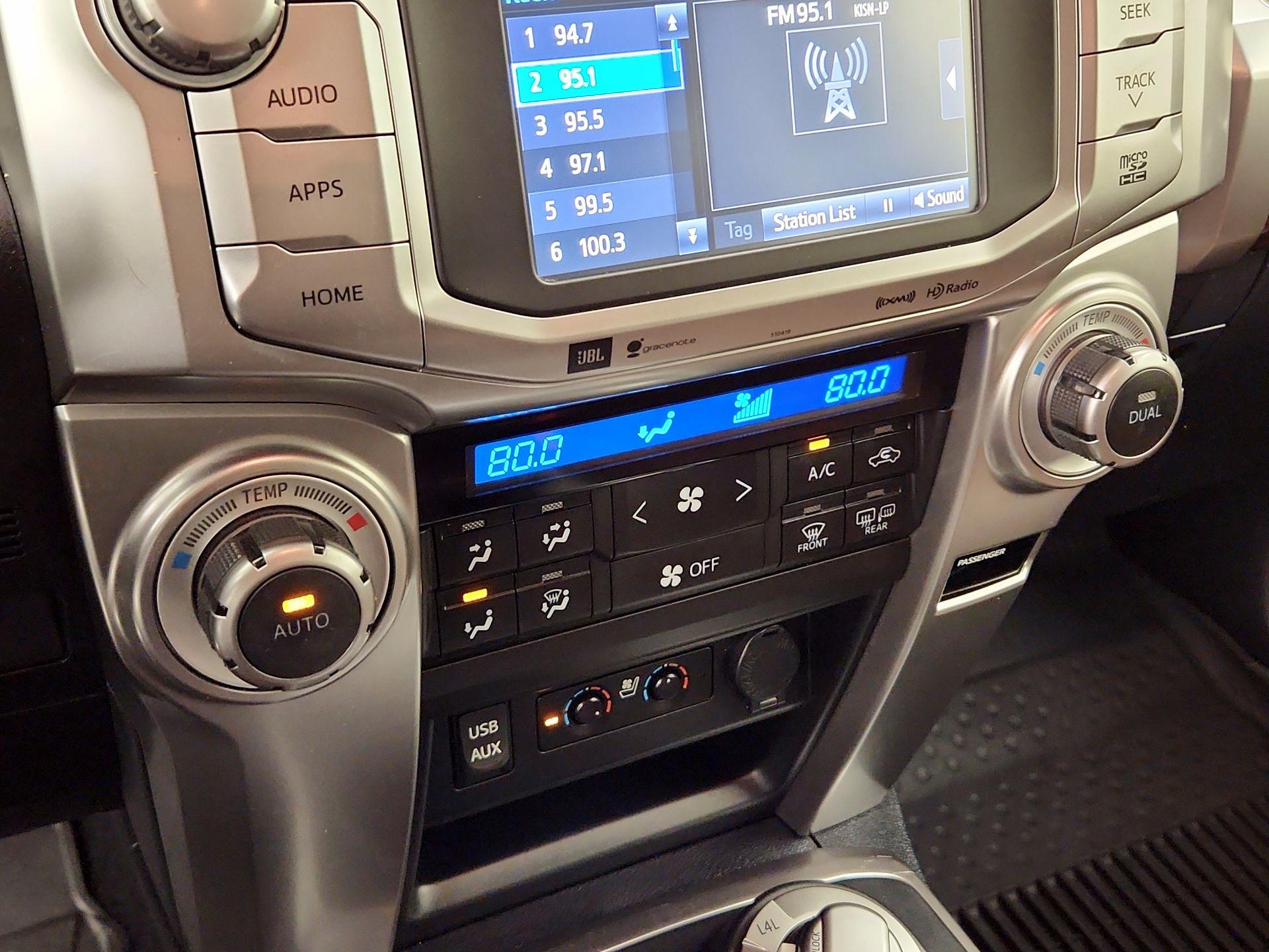 Thumbnail: 2019 Toyota 4Runner - 17