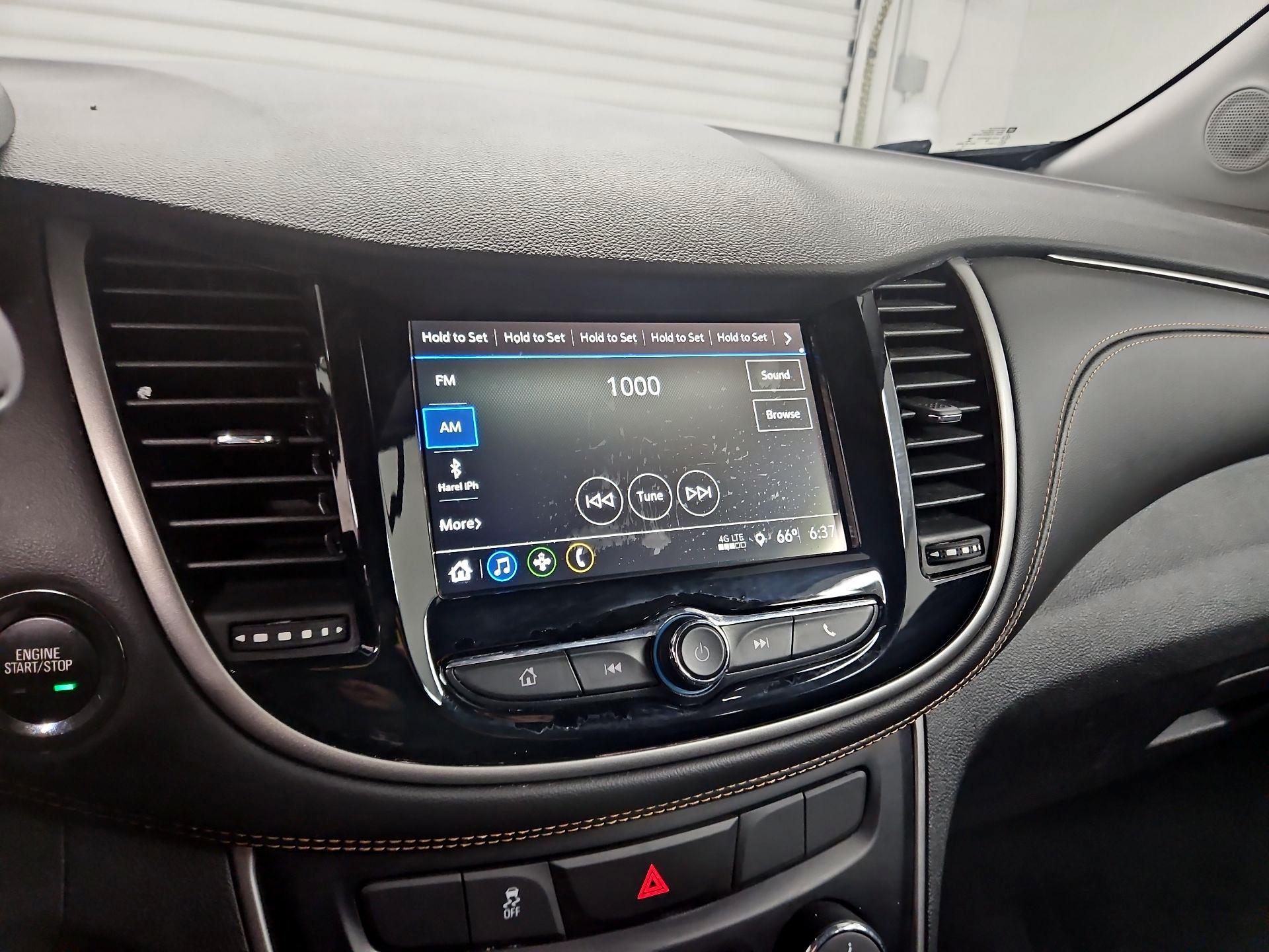 Thumbnail: 2018 Chevrolet Trax - 15