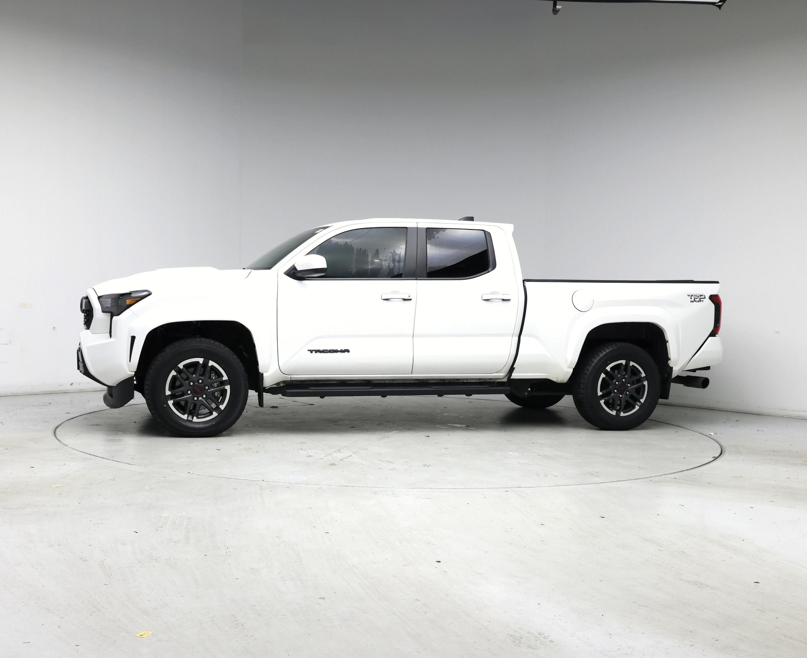 Thumbnail: 2024 Toyota Tacoma - 3