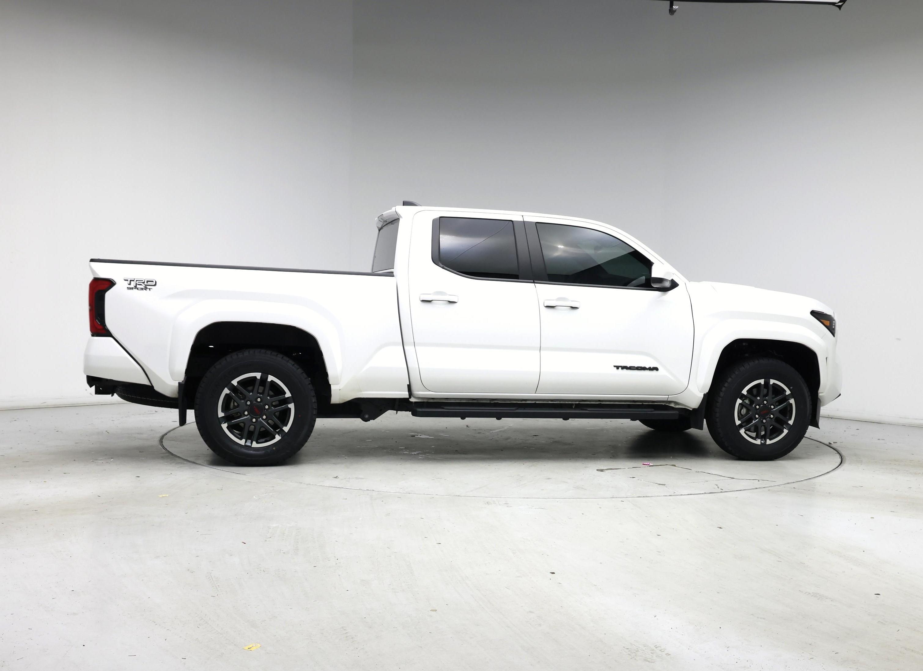 Thumbnail: 2024 Toyota Tacoma - 7