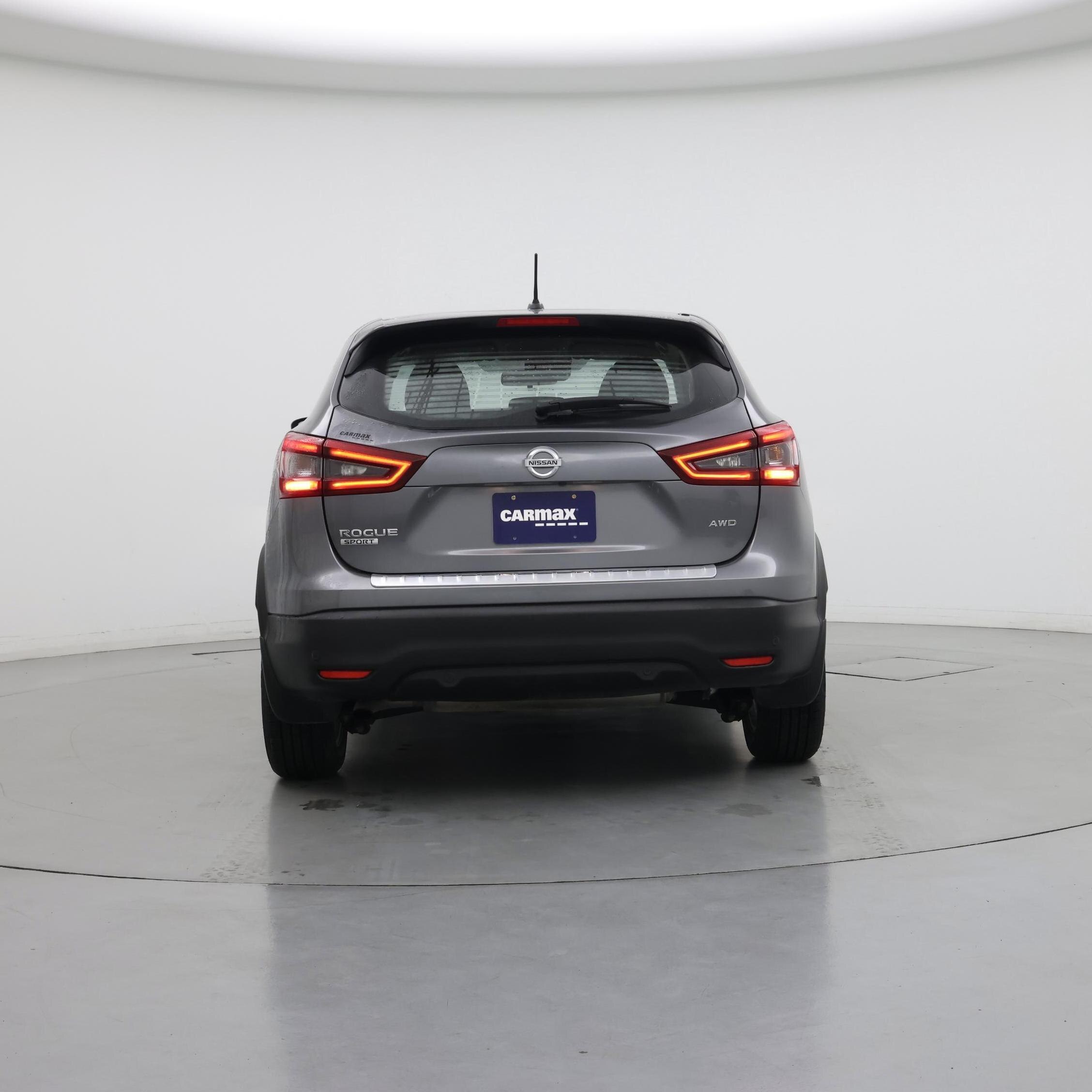 Thumbnail: 2020 Nissan Rogue Sport - 6