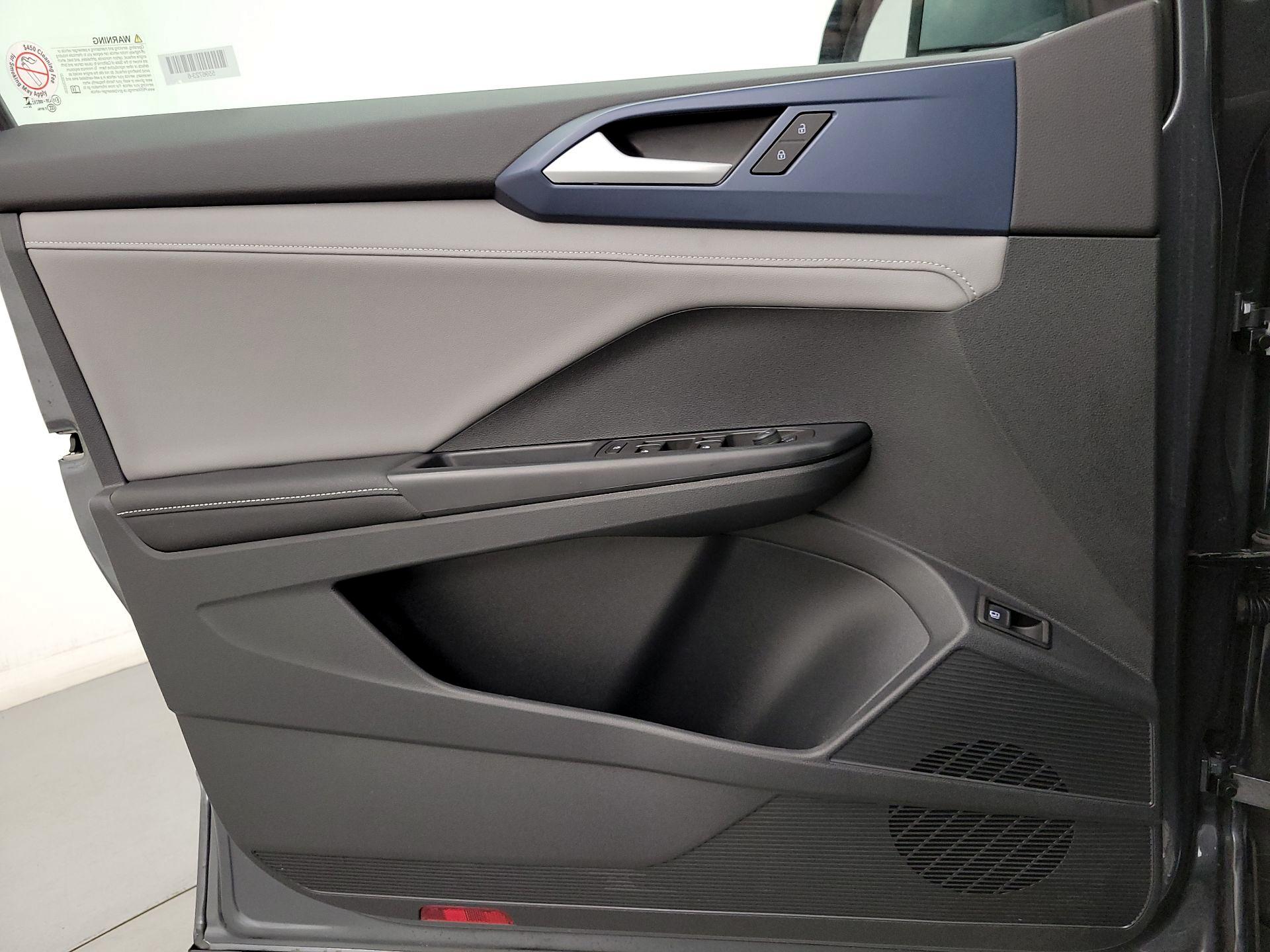 Thumbnail: 2024 Volkswagen Taos - 12