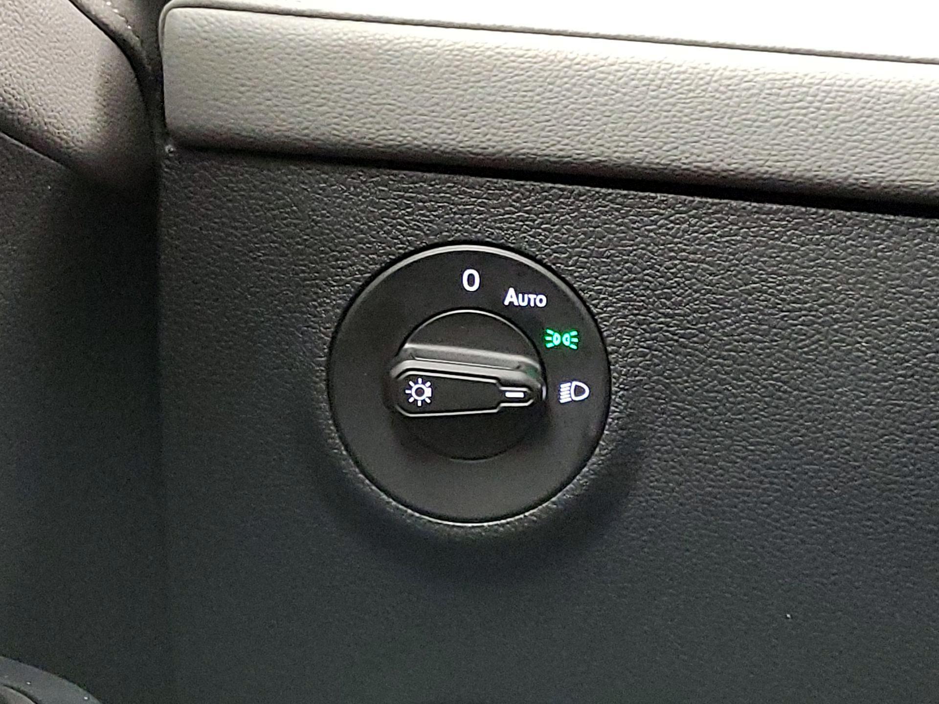 Thumbnail: 2024 Volkswagen Taos - 13