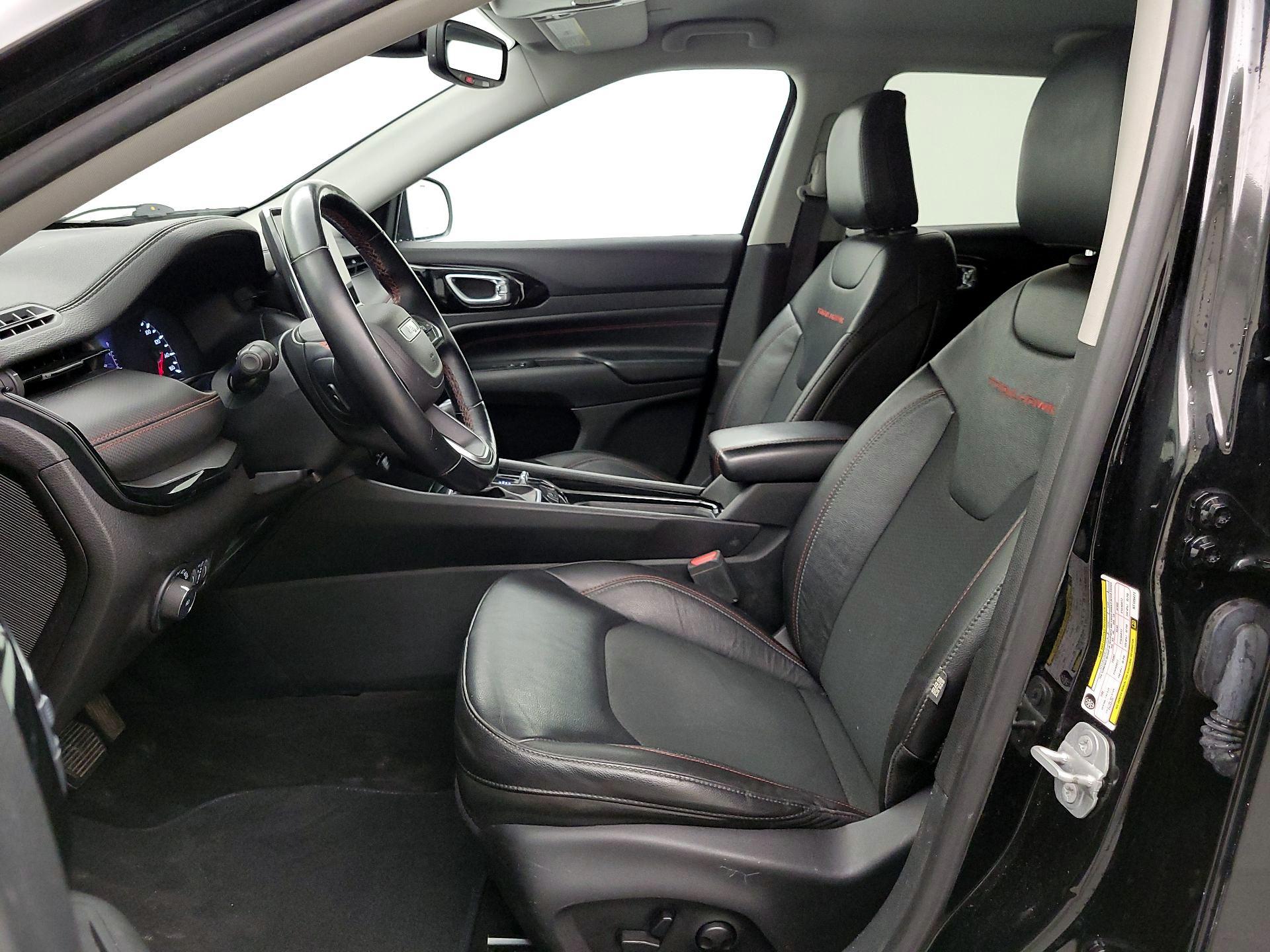 Thumbnail: 2022 Jeep Compass - 11