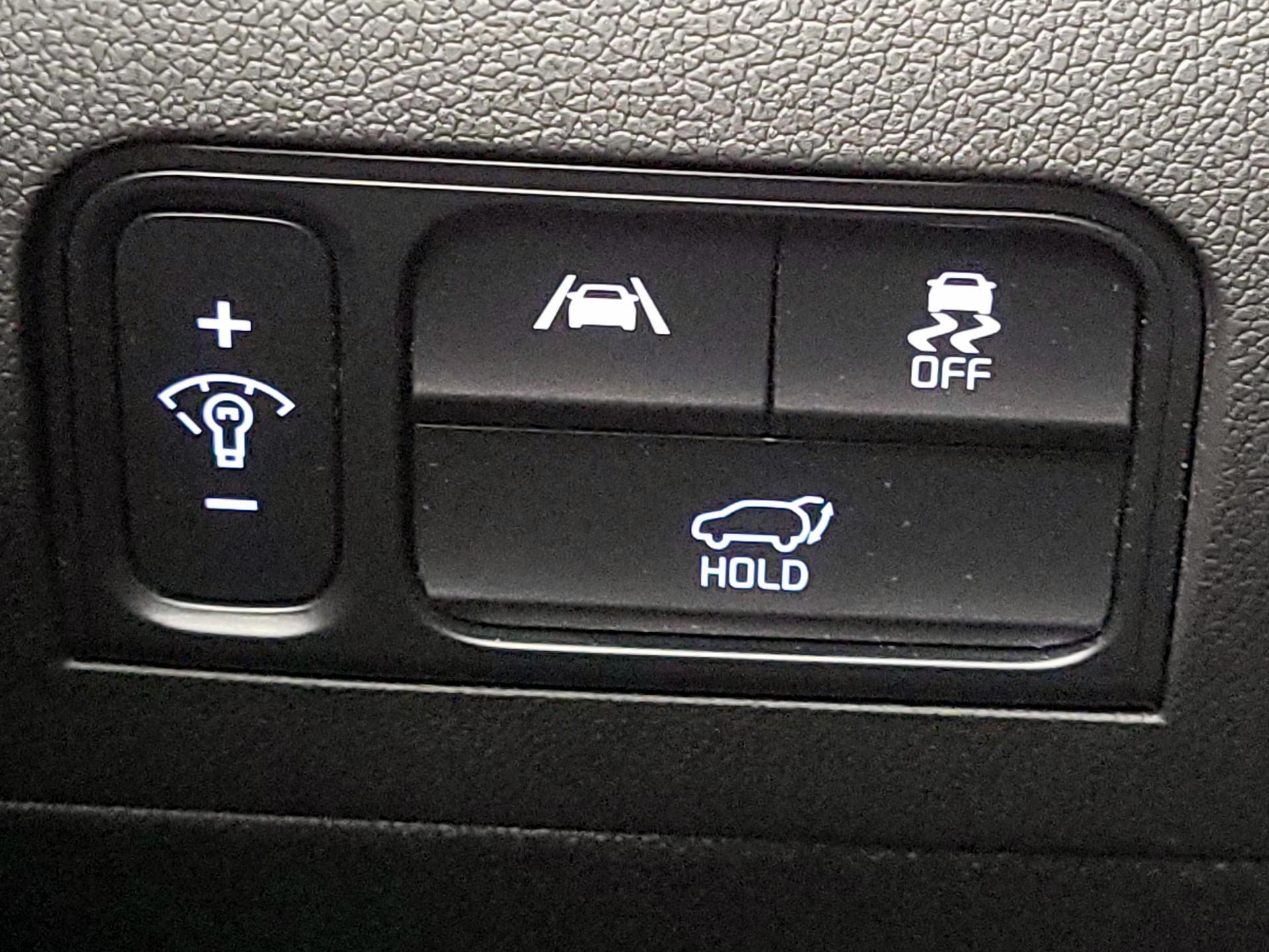 Thumbnail: 2023 Kia Sorento - 13