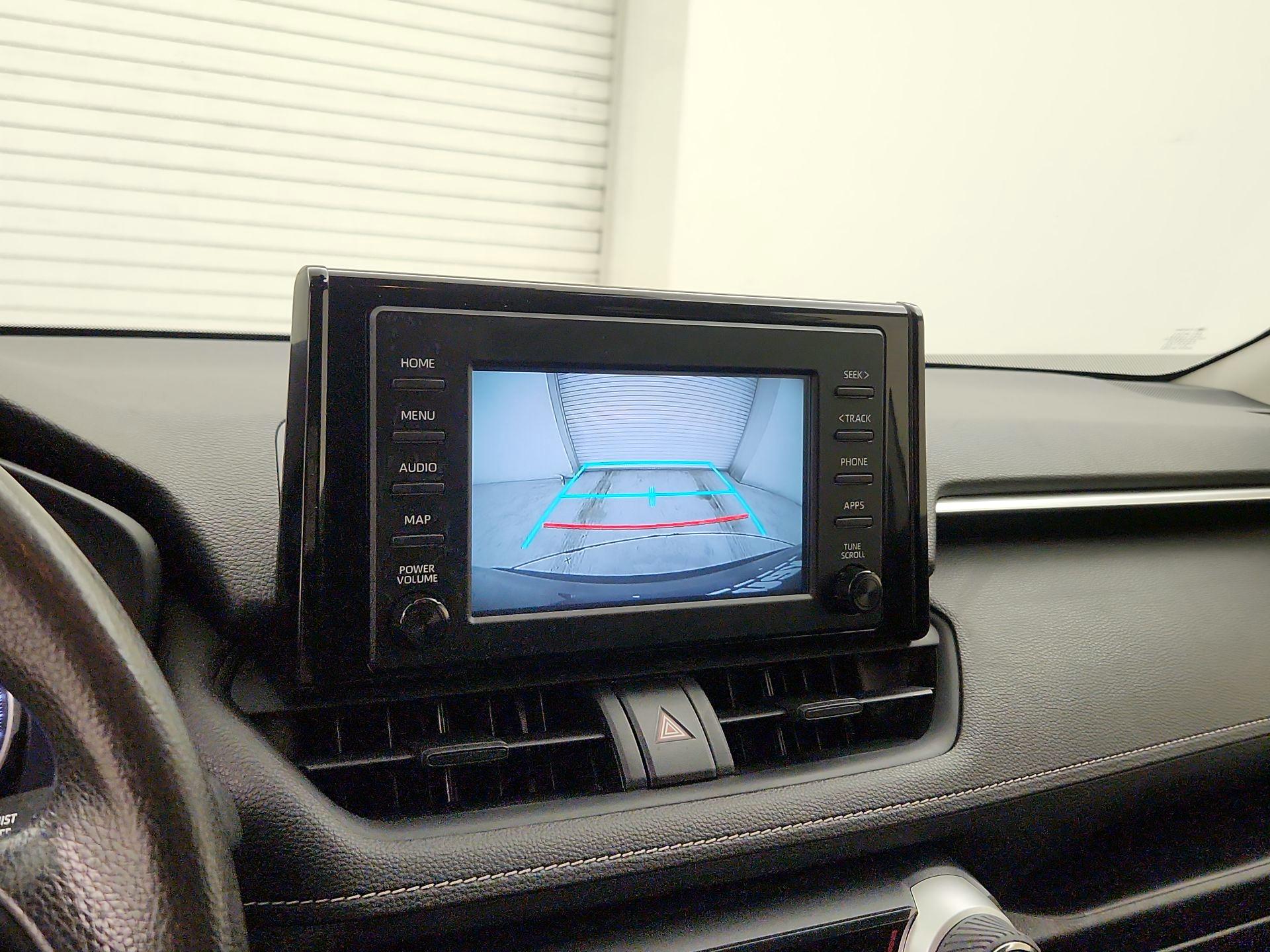 Thumbnail: 2019 Toyota RAV4 - 14