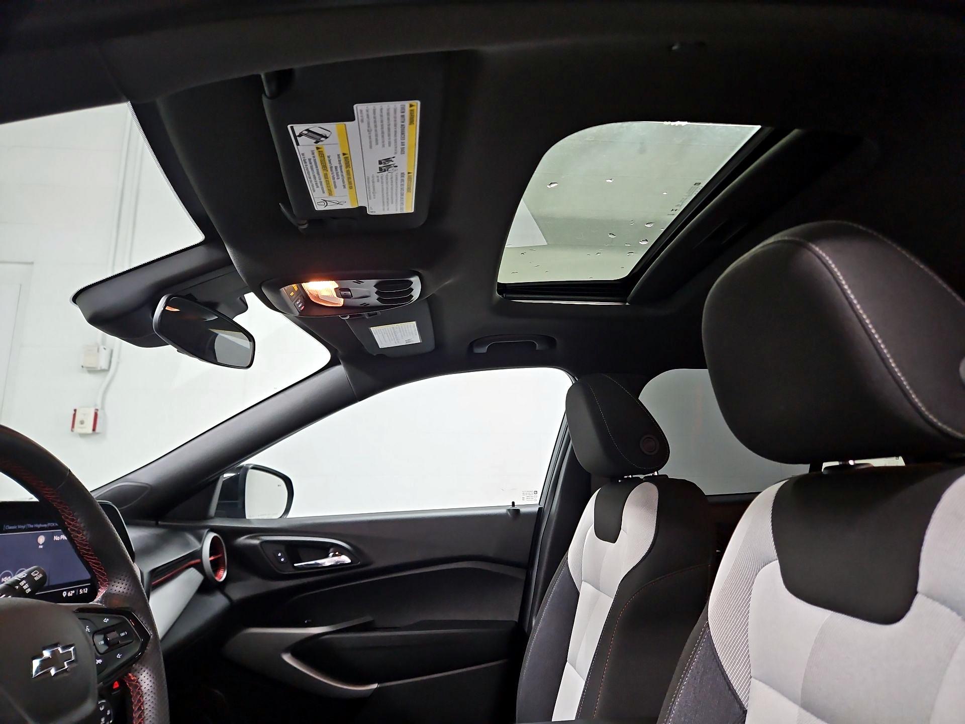 Thumbnail: 2024 Chevrolet Trax - 19