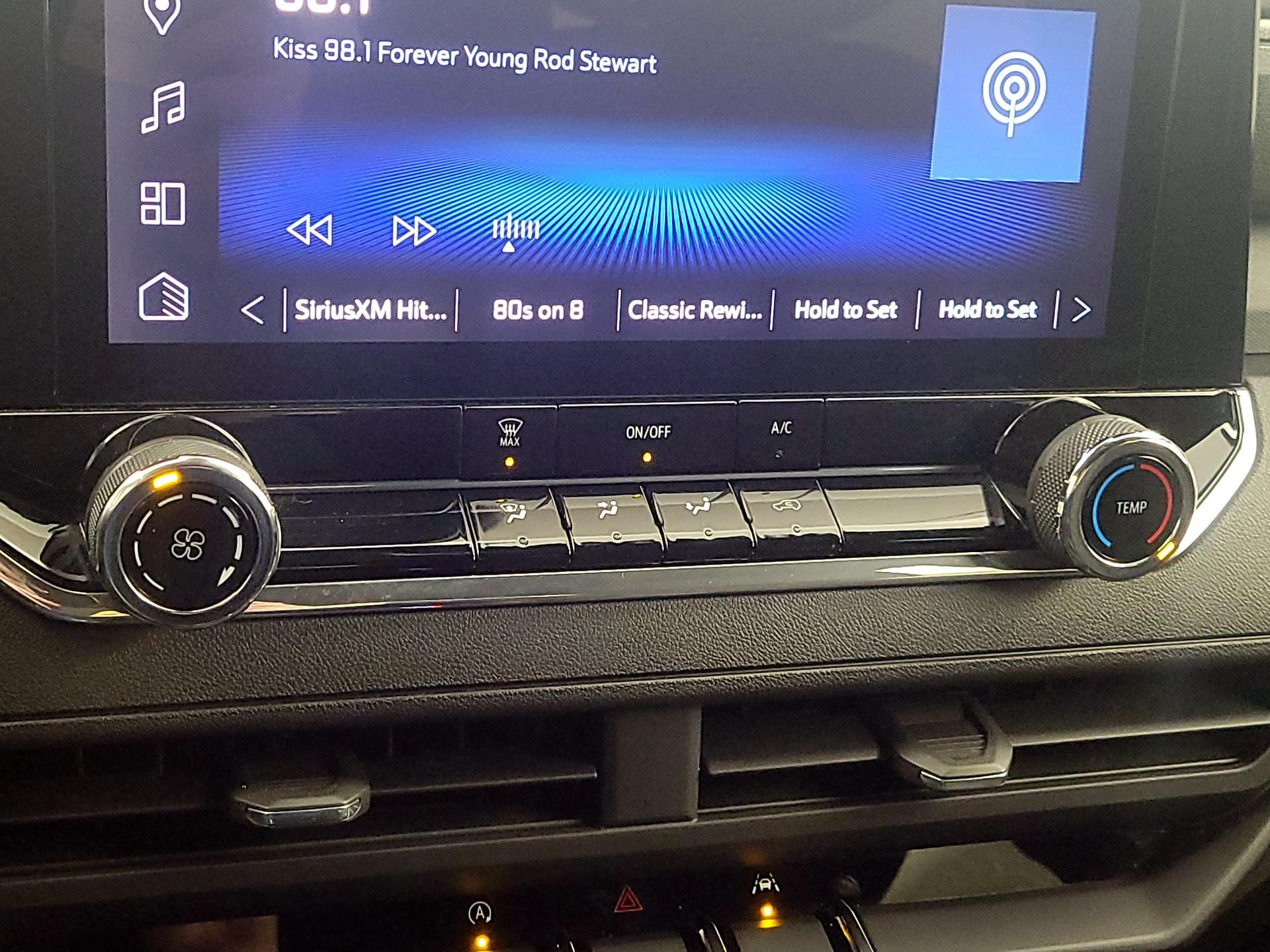 Thumbnail: 2023 Chevrolet Colorado - 17