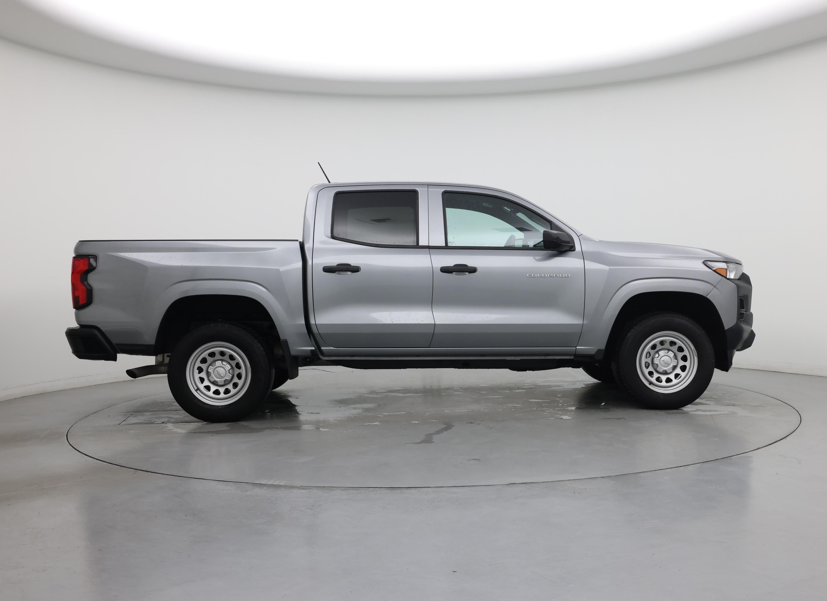 Thumbnail: 2023 Chevrolet Colorado - 7