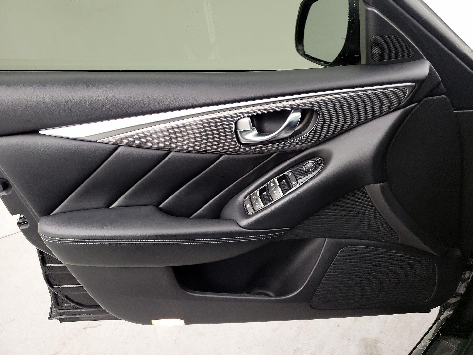 Thumbnail: 2017 INFINITI Q50 - 12