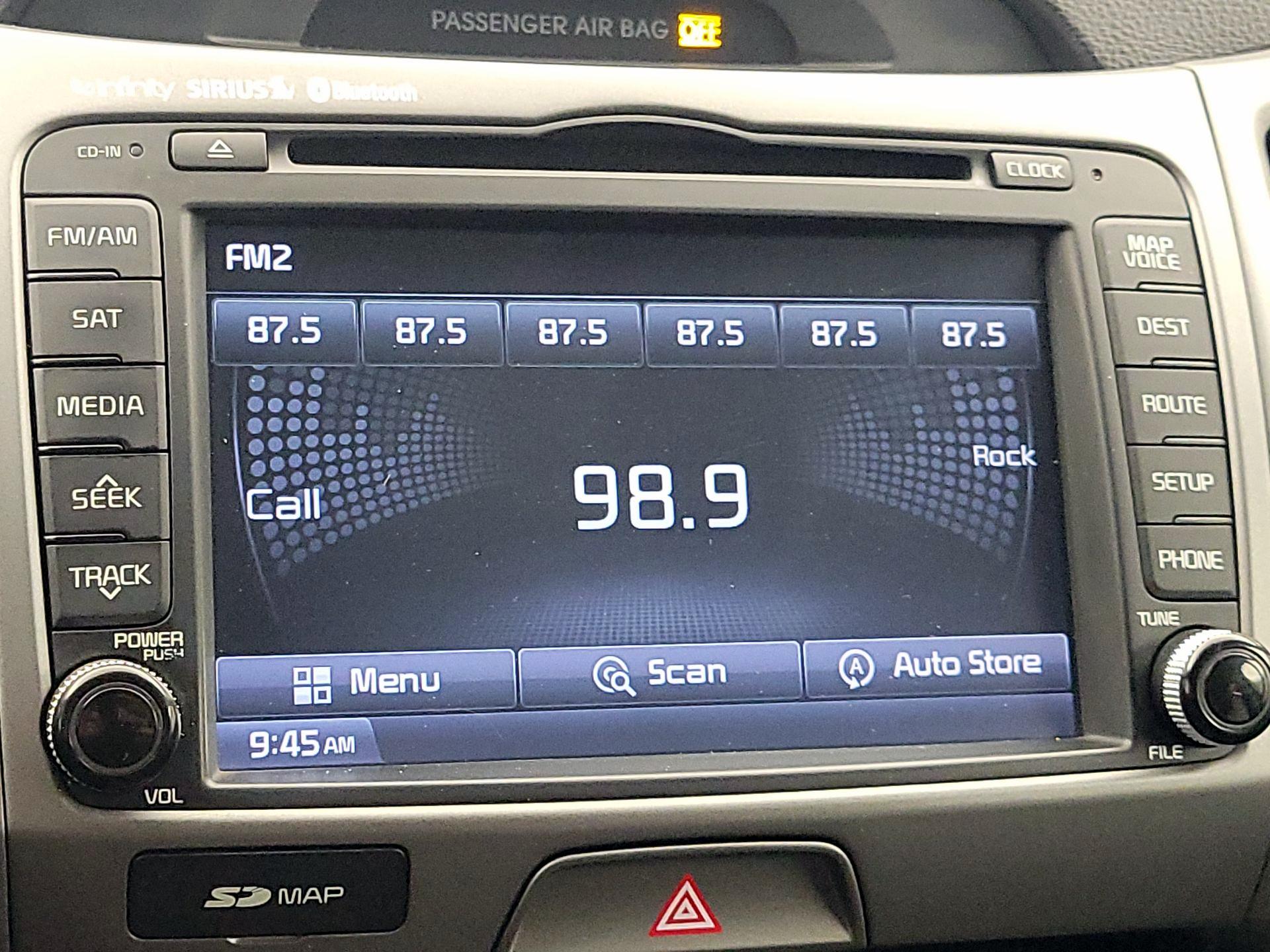 Thumbnail: 2014 Kia Sportage - 16