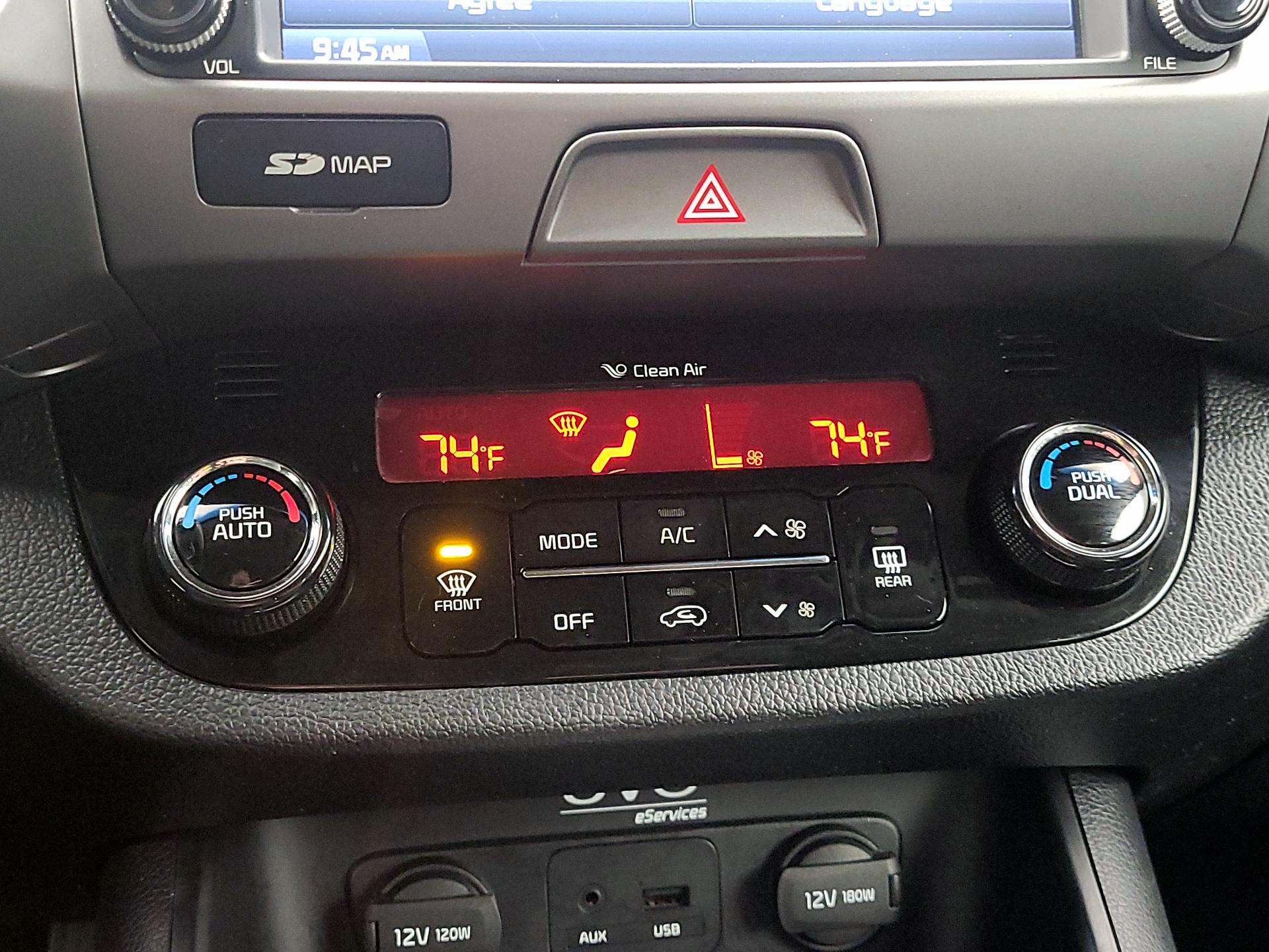 Thumbnail: 2014 Kia Sportage - 17