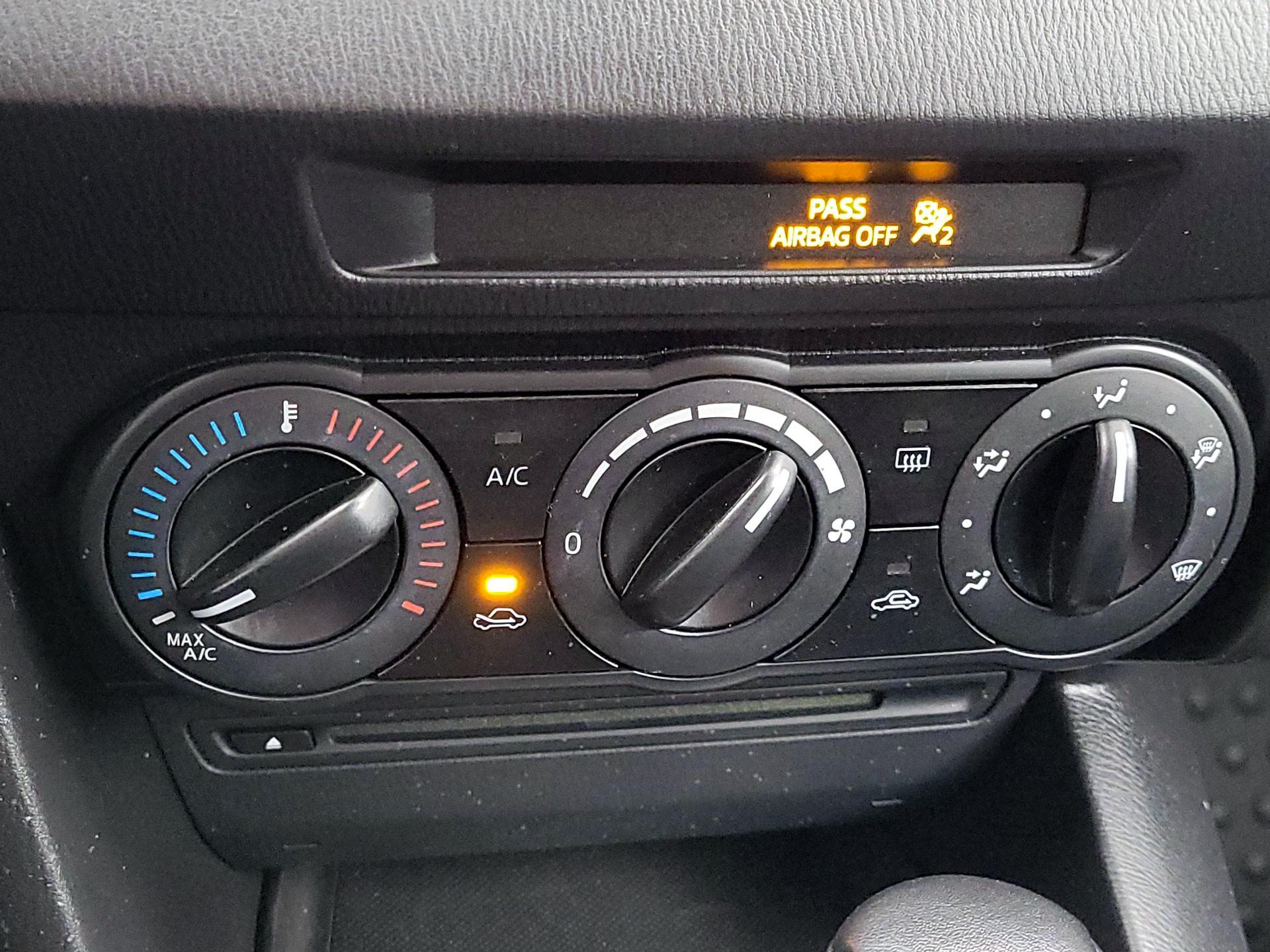 Thumbnail: 2014 Mazda Mazda3 - 15