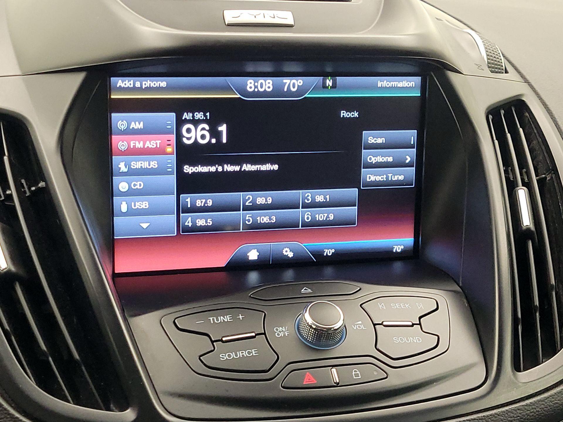 Thumbnail: 2015 Ford Escape - 16