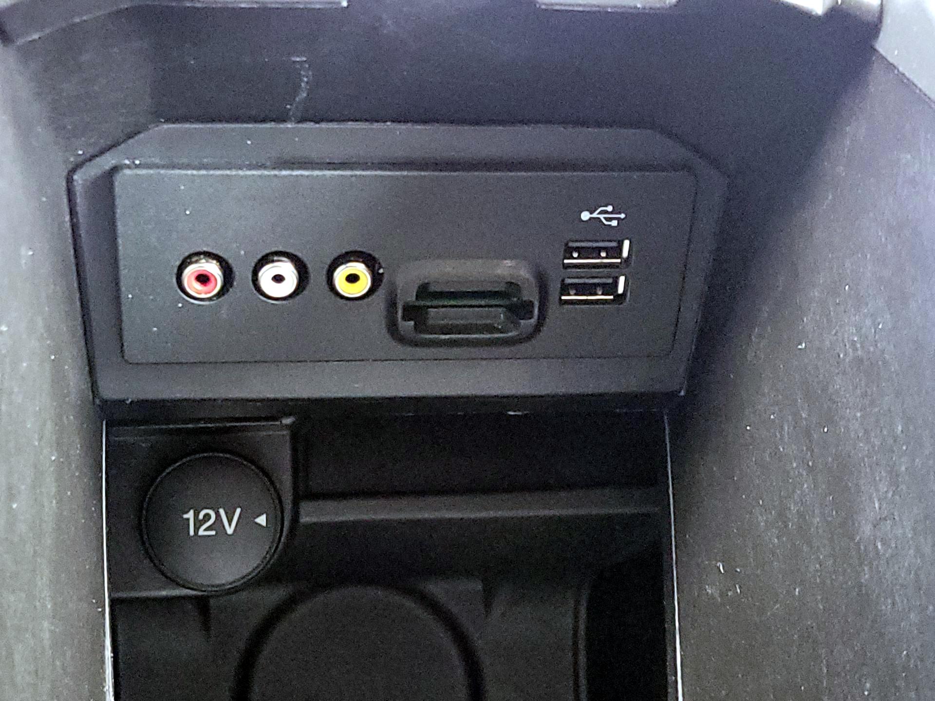 Thumbnail: 2015 Ford Escape - 19