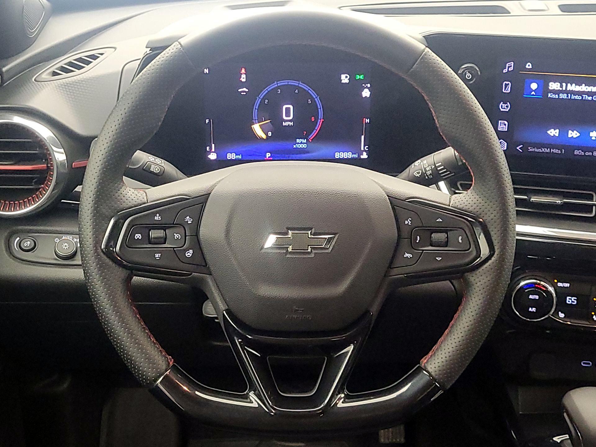 Thumbnail: 2025 Chevrolet Trax - 10