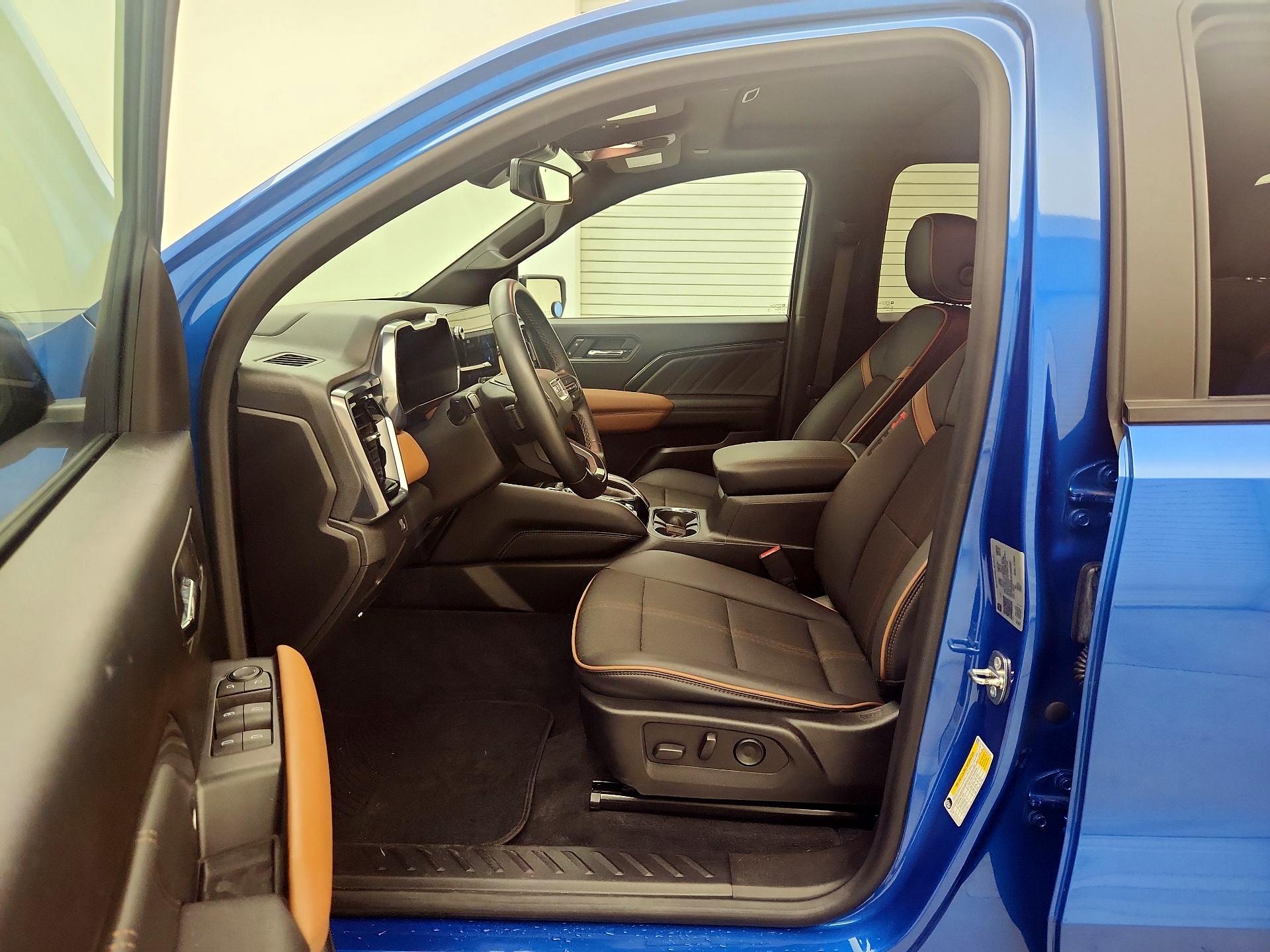 Thumbnail: 2023 GMC Canyon - 11