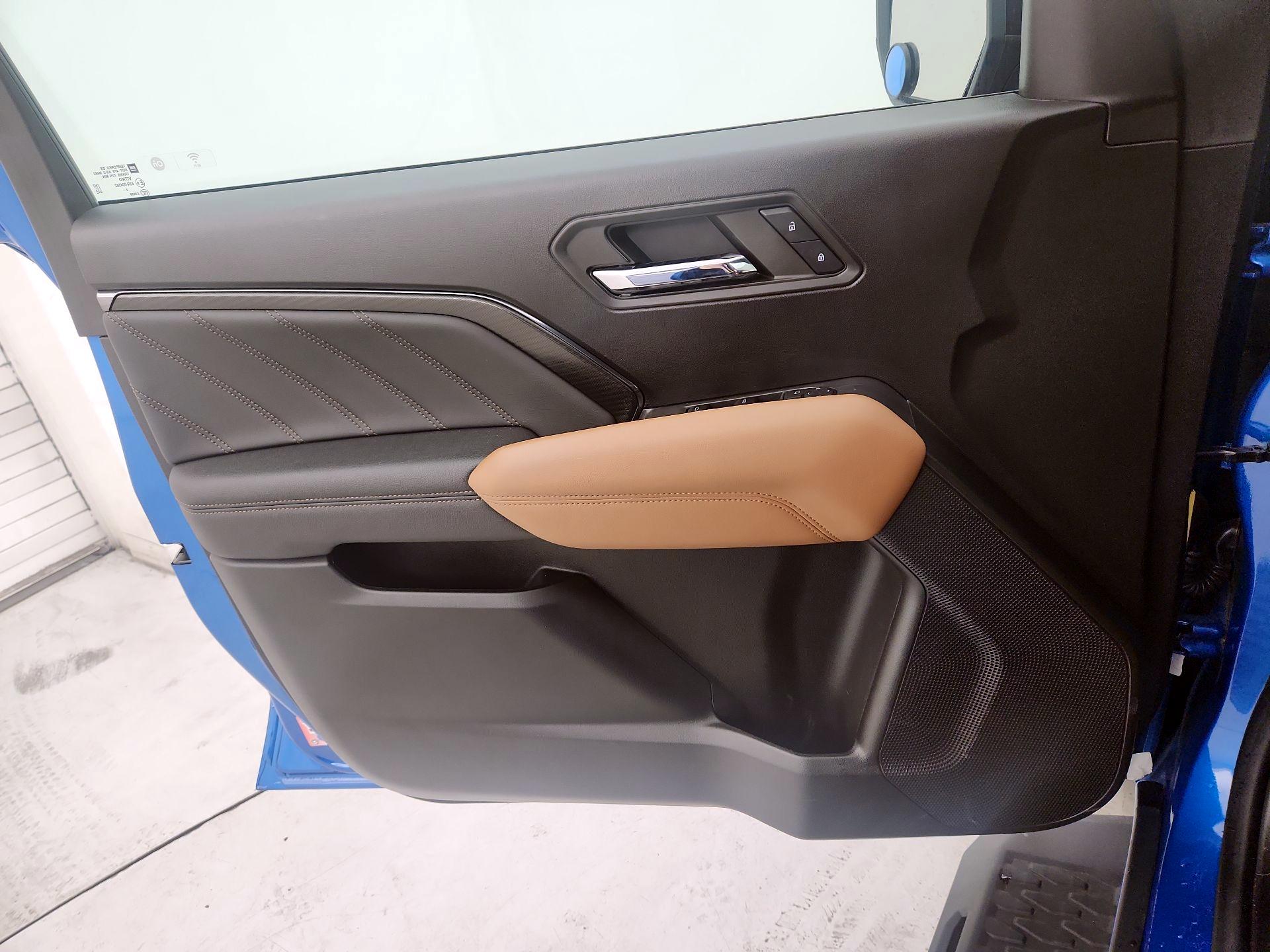 Thumbnail: 2023 GMC Canyon - 12