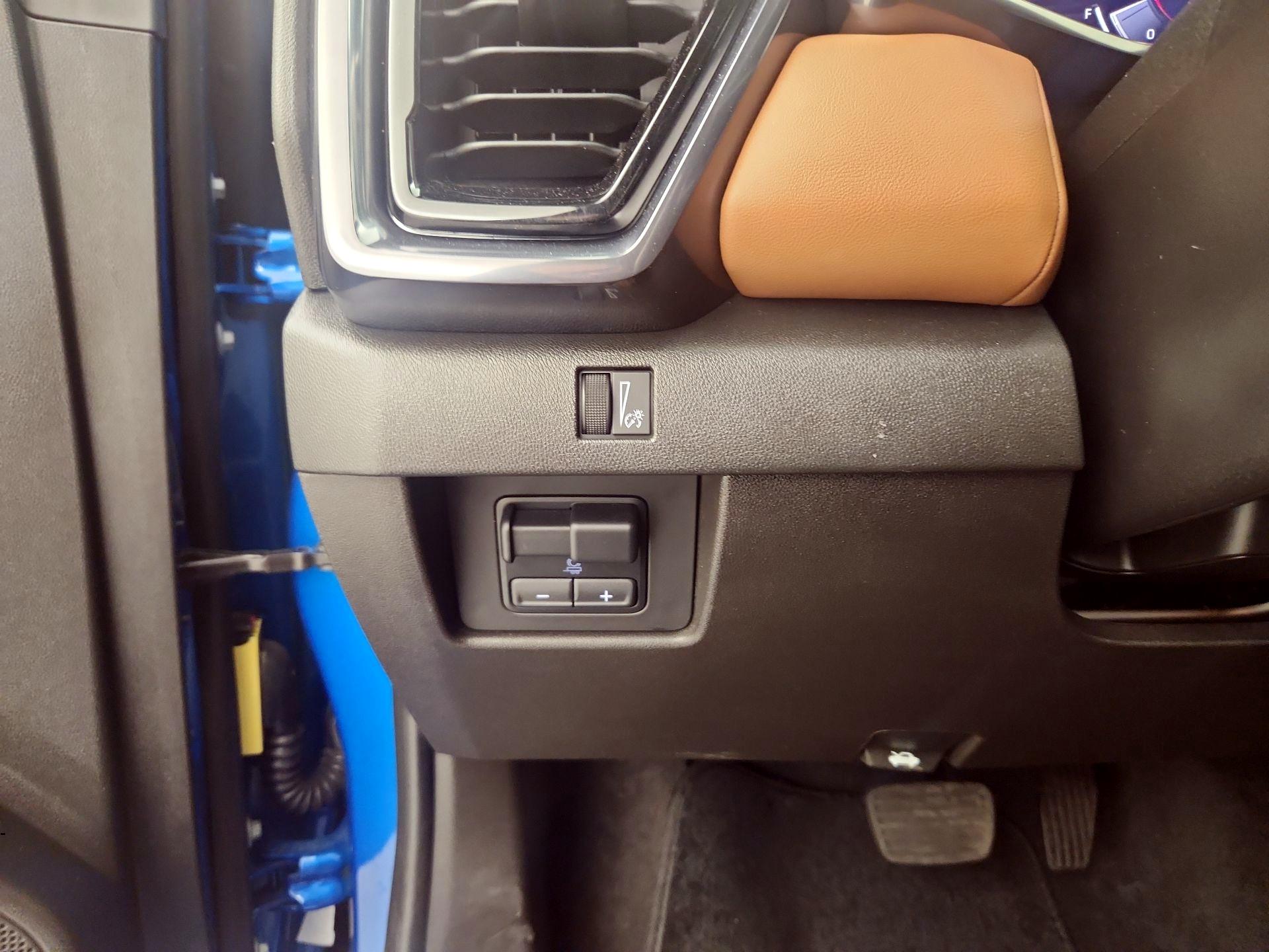 Thumbnail: 2023 GMC Canyon - 13