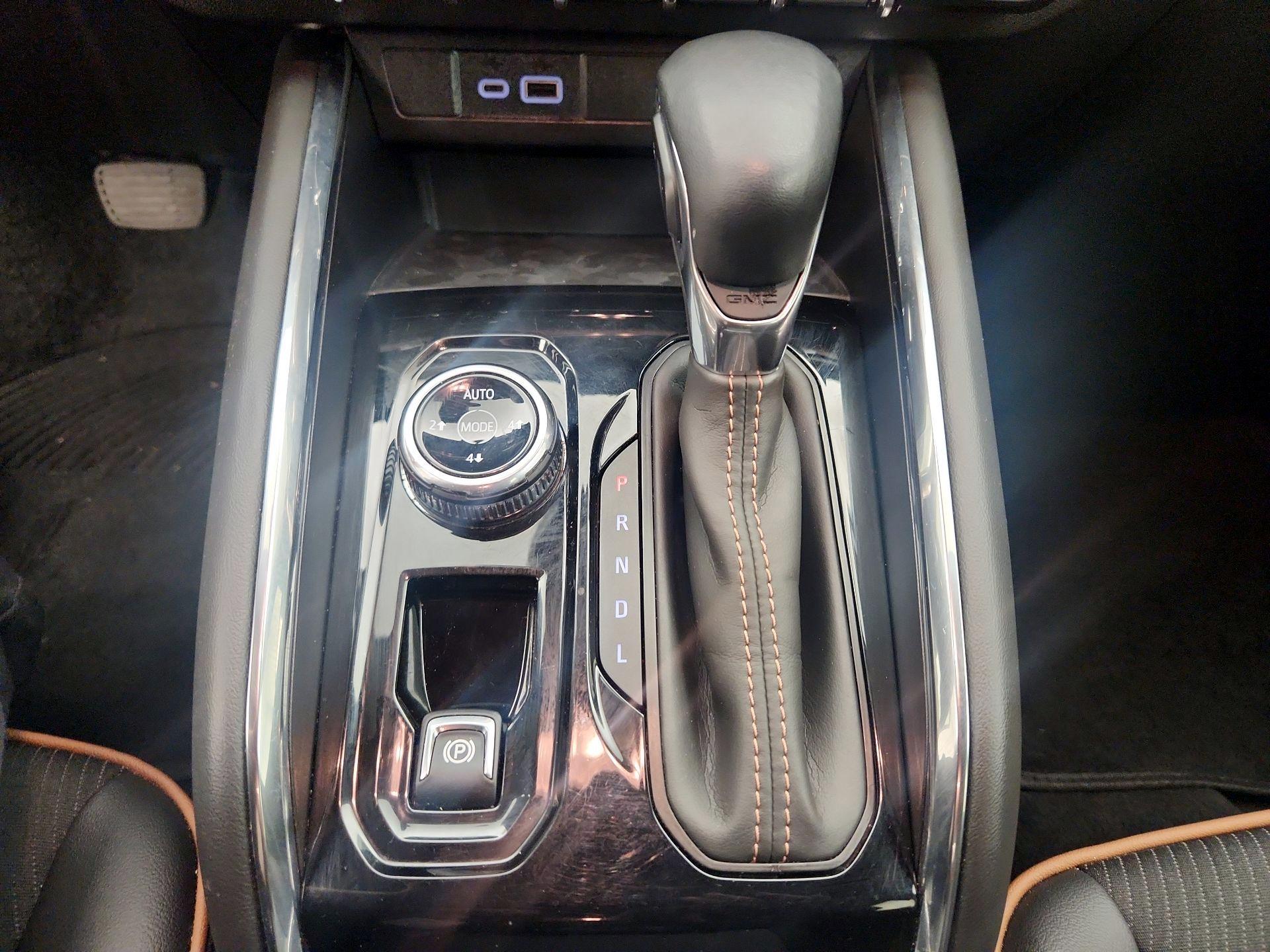 Thumbnail: 2023 GMC Canyon - 18