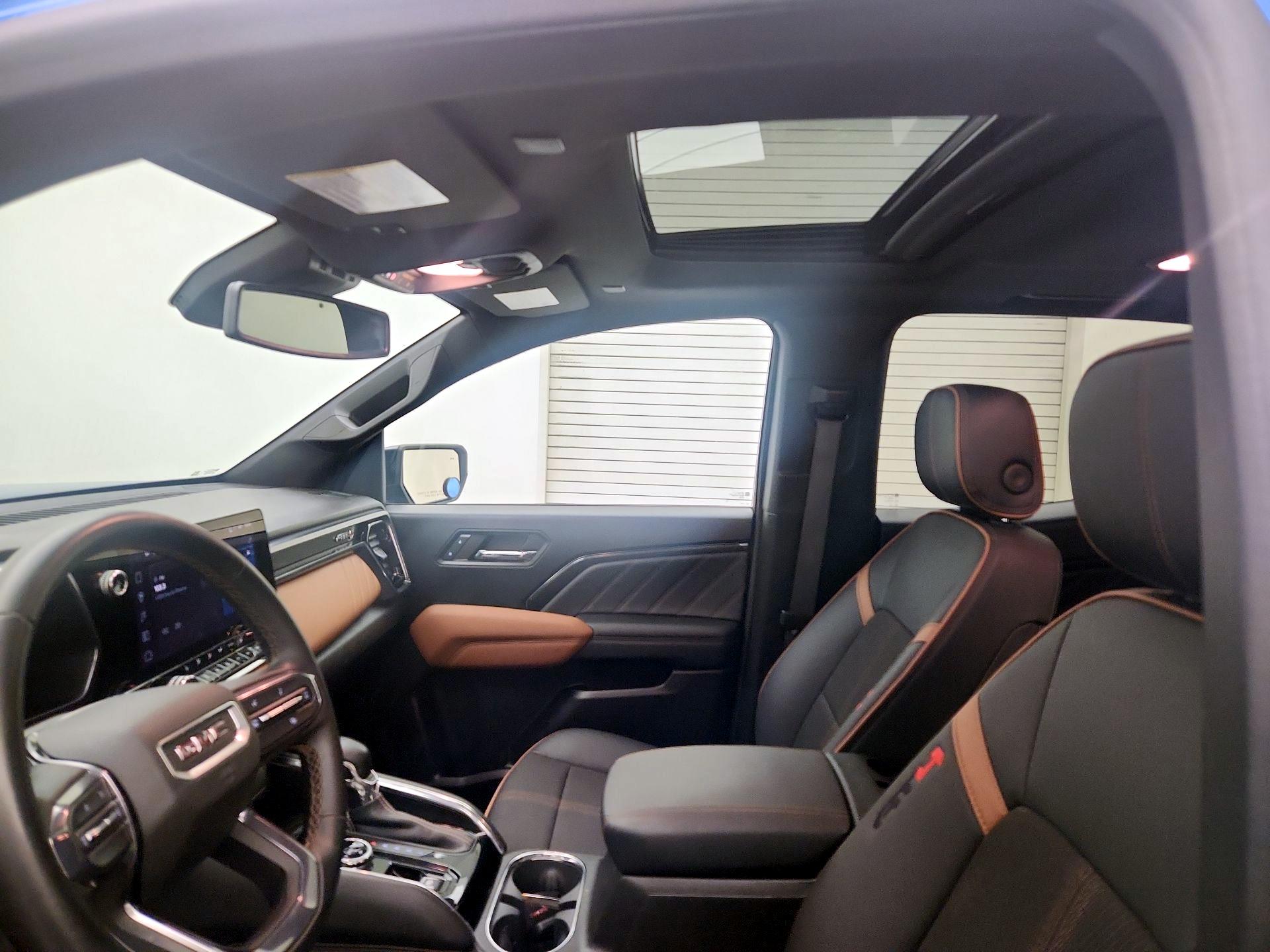 Thumbnail: 2023 GMC Canyon - 20