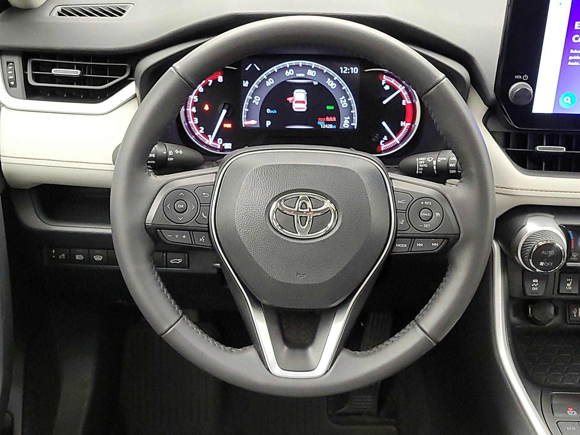 Thumbnail: 2024 Toyota RAV4 - 10