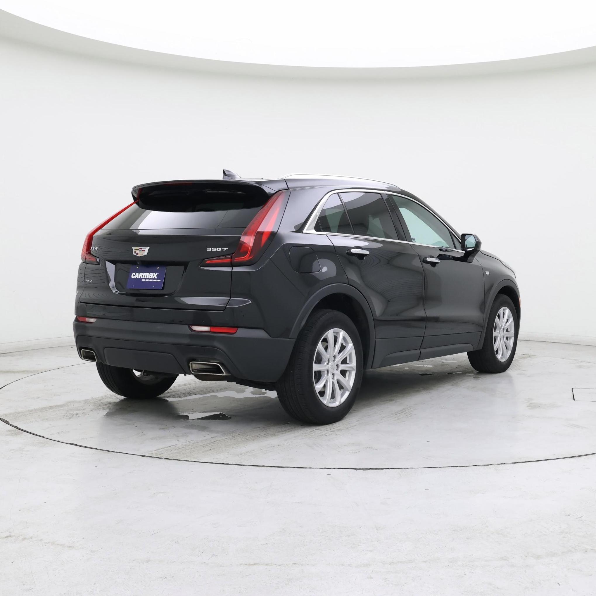 Thumbnail: 2023 Cadillac XT4 - 8