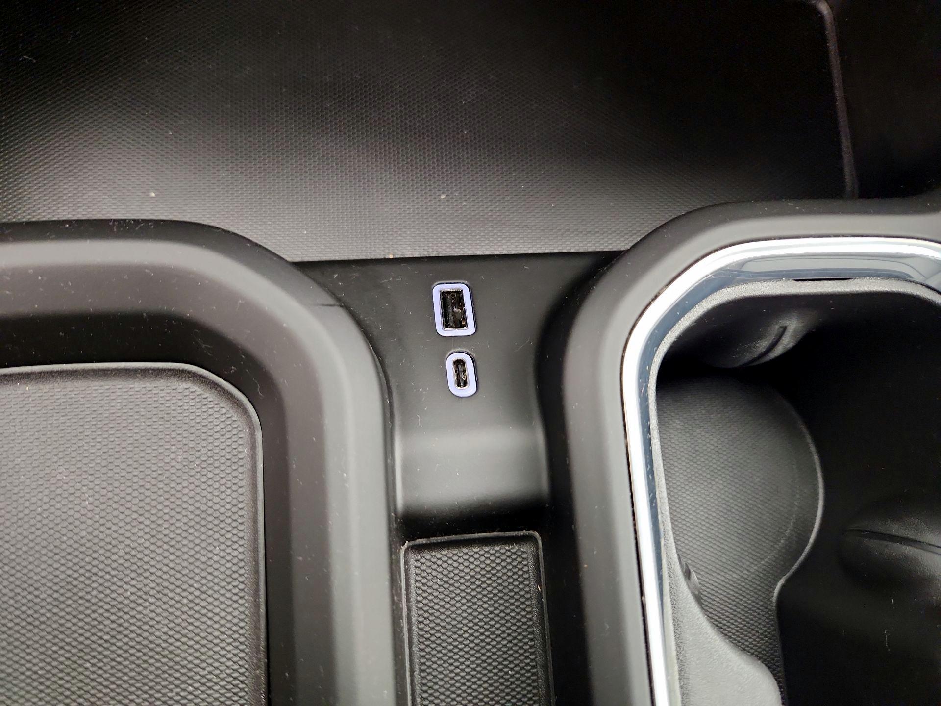 Thumbnail: 2026 GMC Sierra 3500 - 19