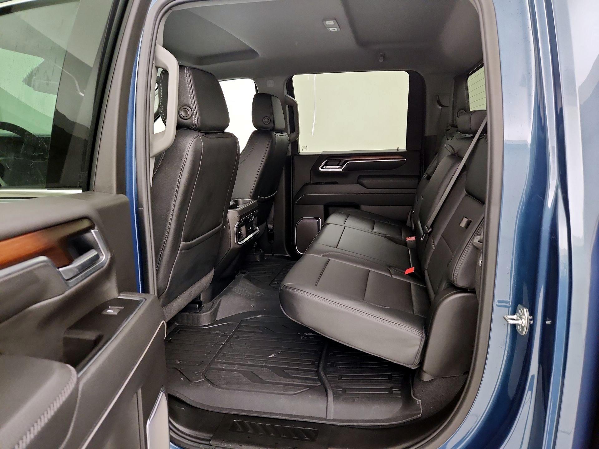 Thumbnail: 2026 GMC Sierra 3500 - 20