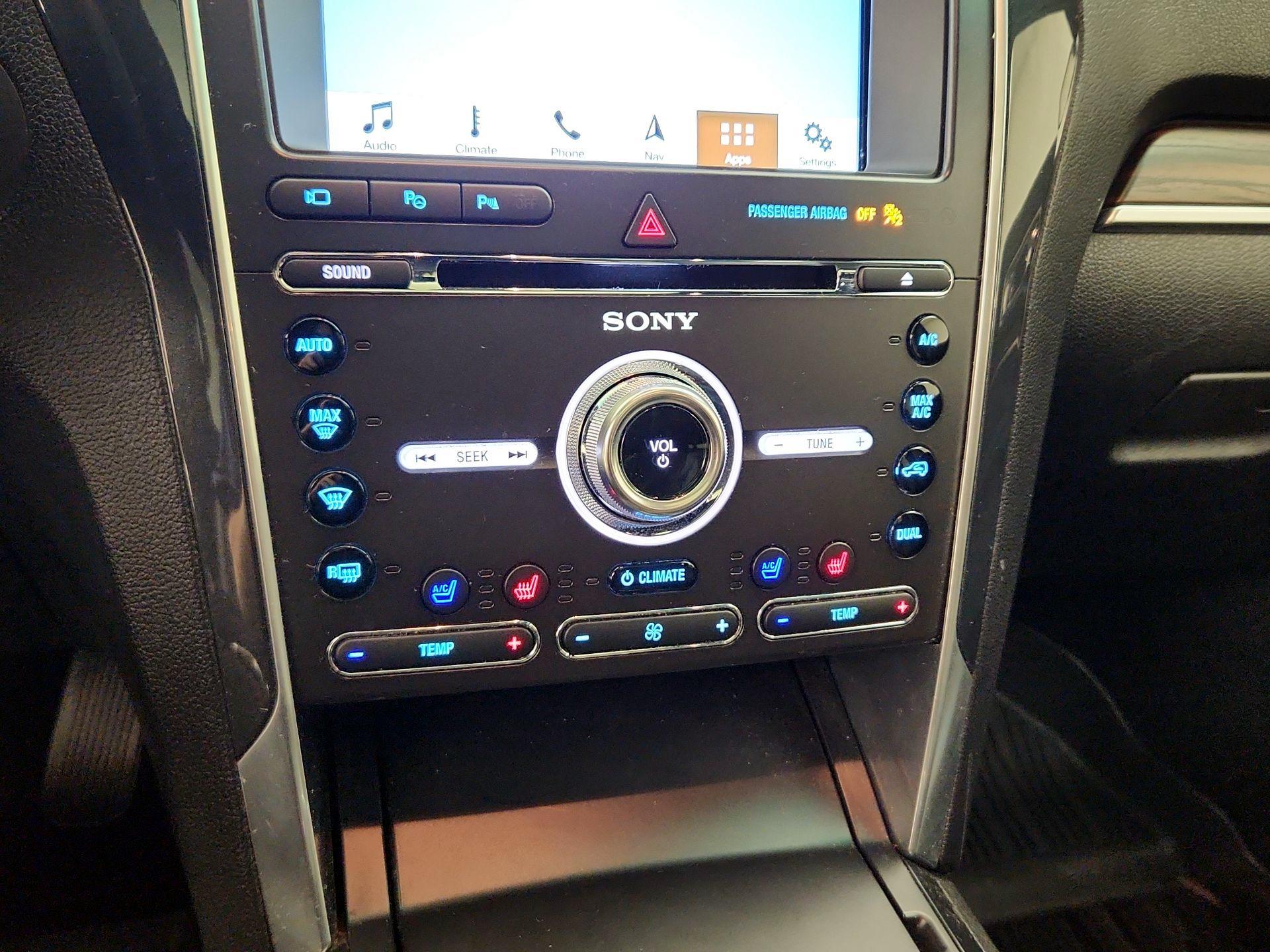 Thumbnail: 2017 Ford Explorer - 17