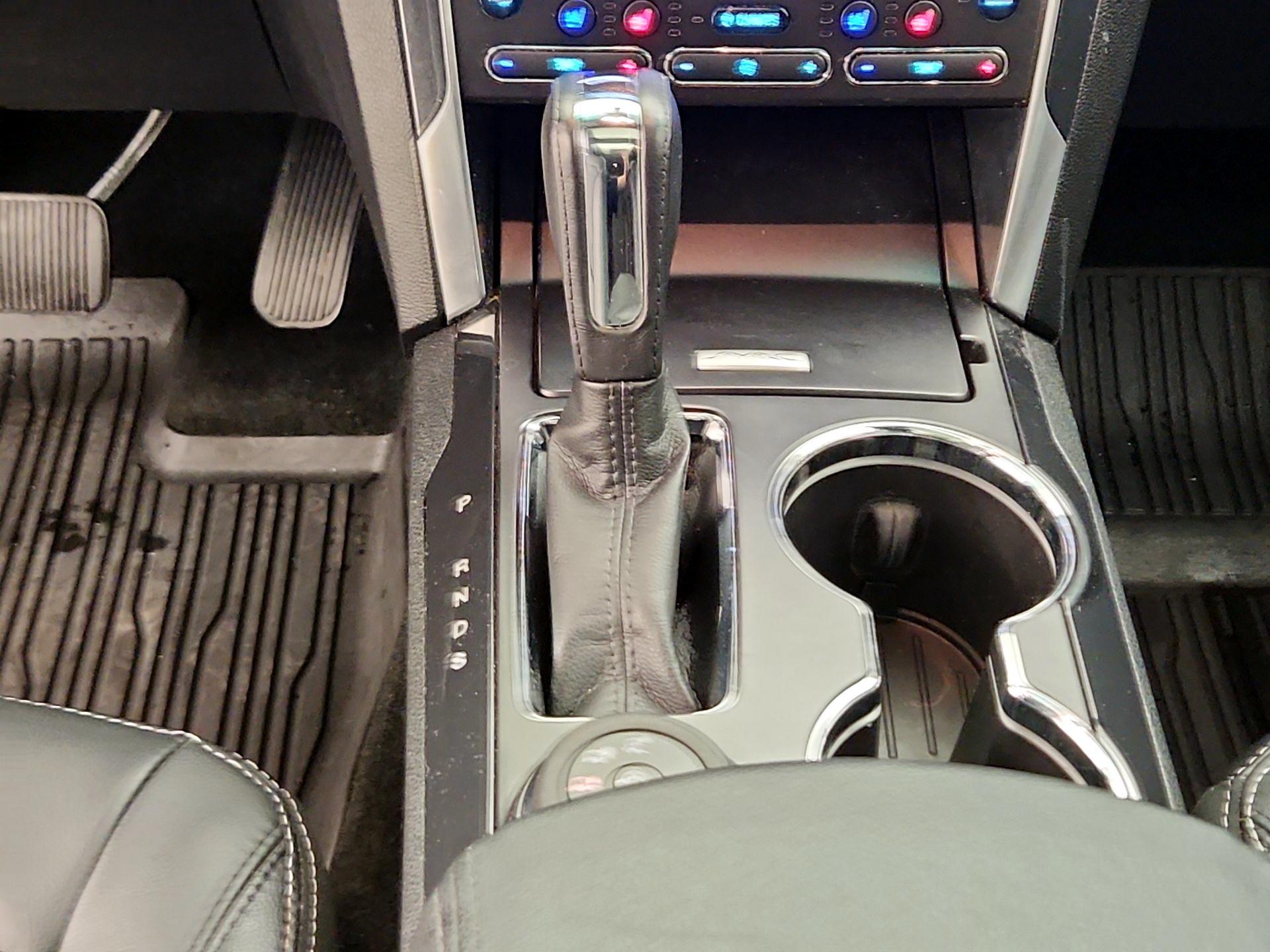 Thumbnail: 2017 Ford Explorer - 18